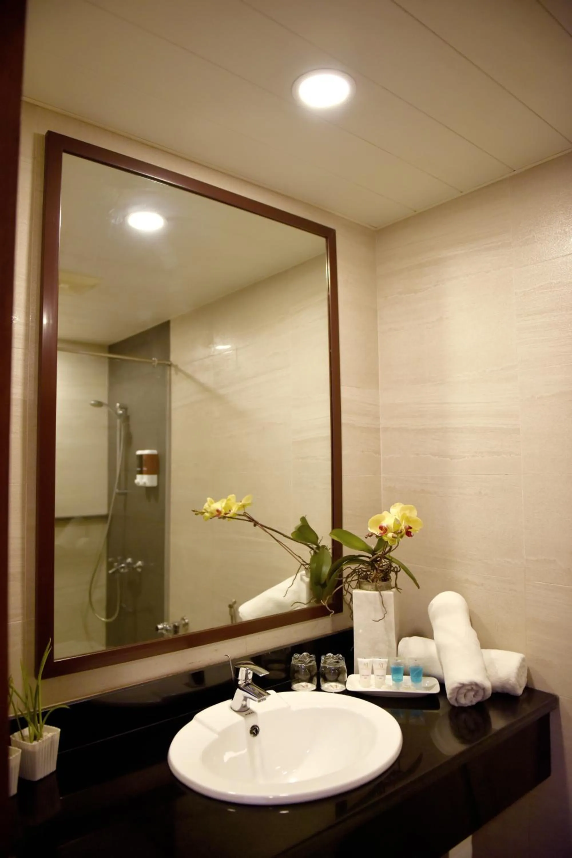 Bathroom in Aura One Hotel