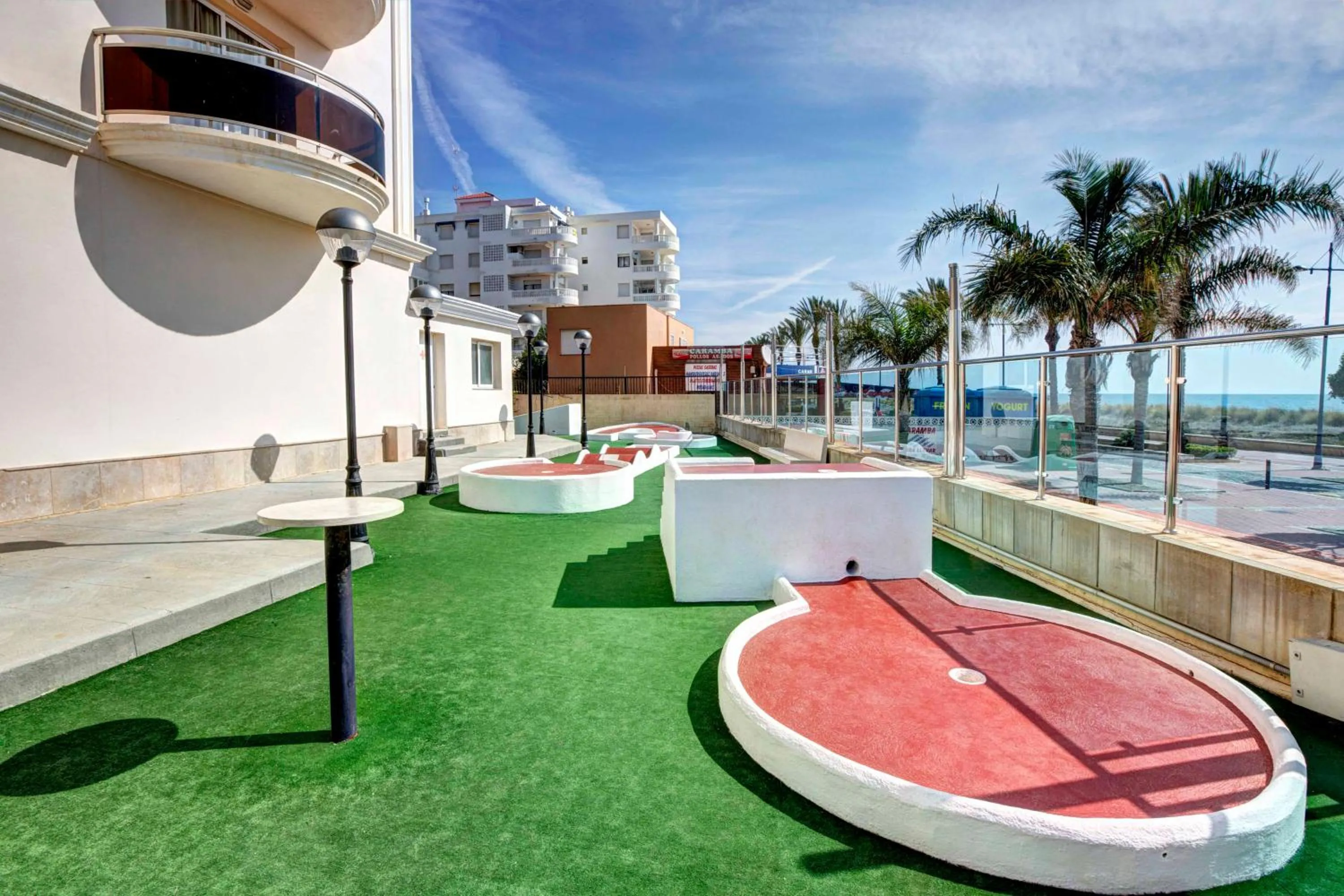 Minigolf in Peñiscola Plaza Suites