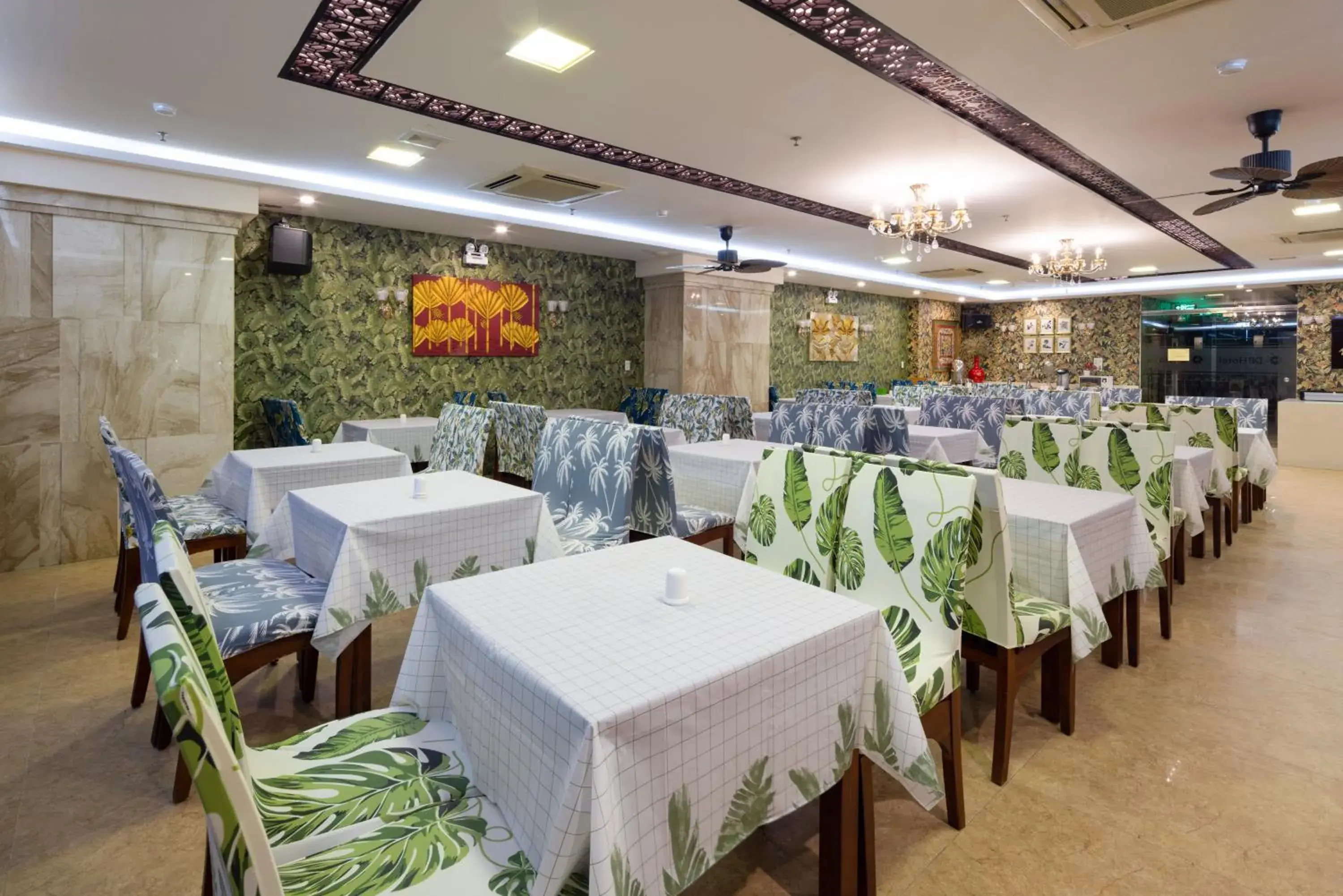 Restaurant/places to eat in DB Hotel Nha Trang Restaurant/places to eat in DB Hotel Nha Trang