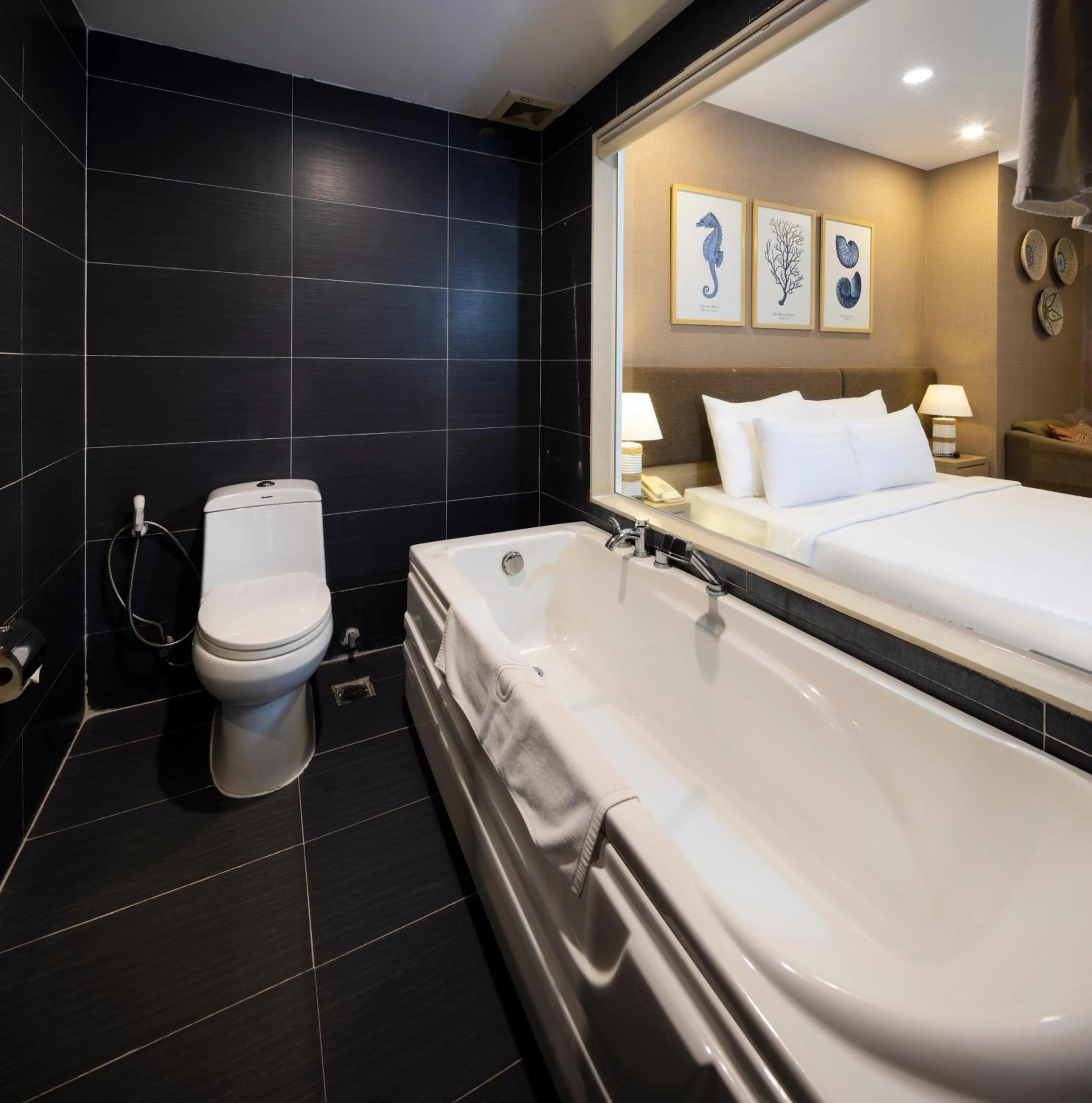 Shower in DB Hotel Nha Trang