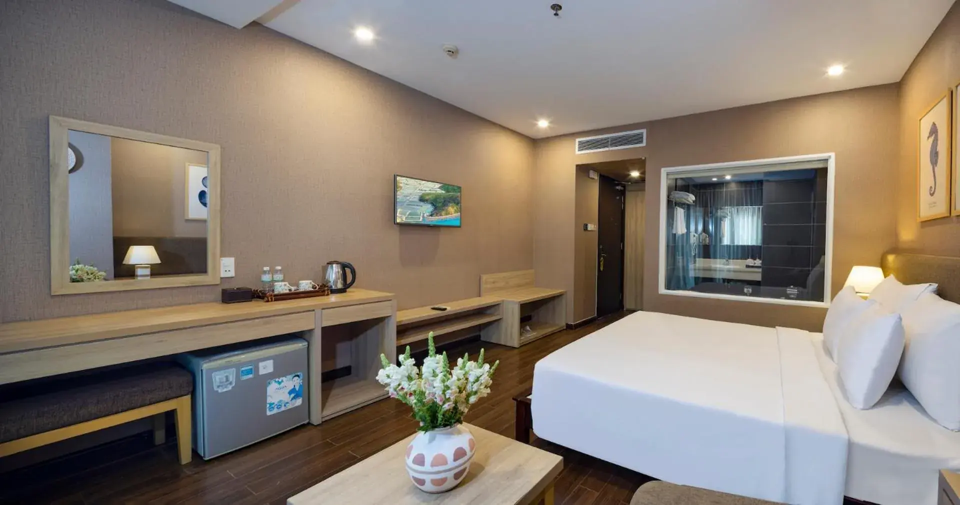 Bedroom, Bed in DB Hotel Nha Trang Bedroom, Bed in DB Hotel Nha Trang