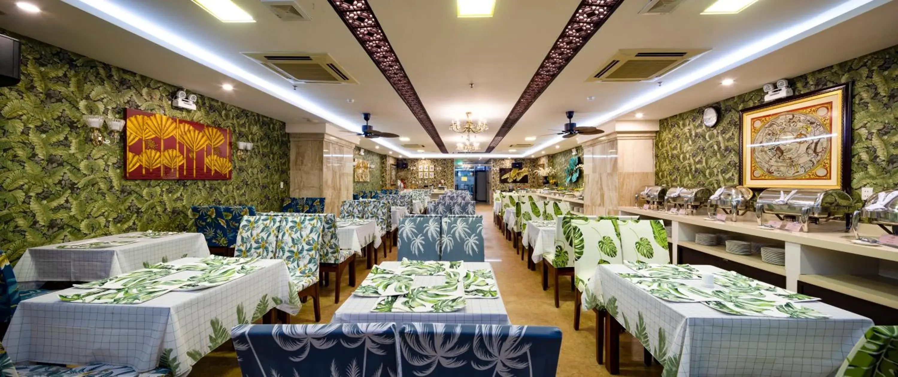 Restaurant/places to eat in DB Hotel Nha Trang Restaurant/places to eat in DB Hotel Nha Trang