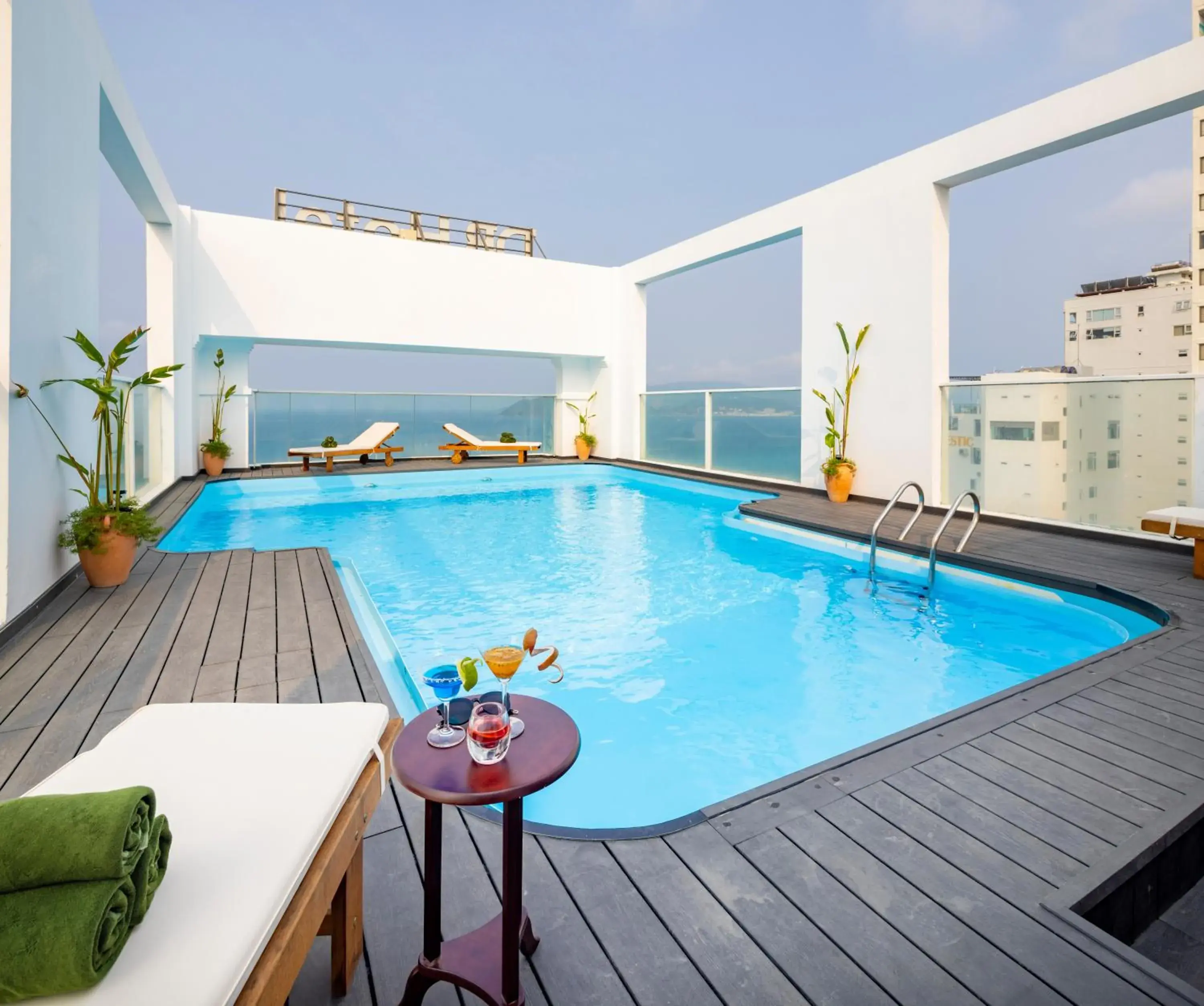Swimming pool in DB Hotel Nha Trang Swimming pool in DB Hotel Nha Trang