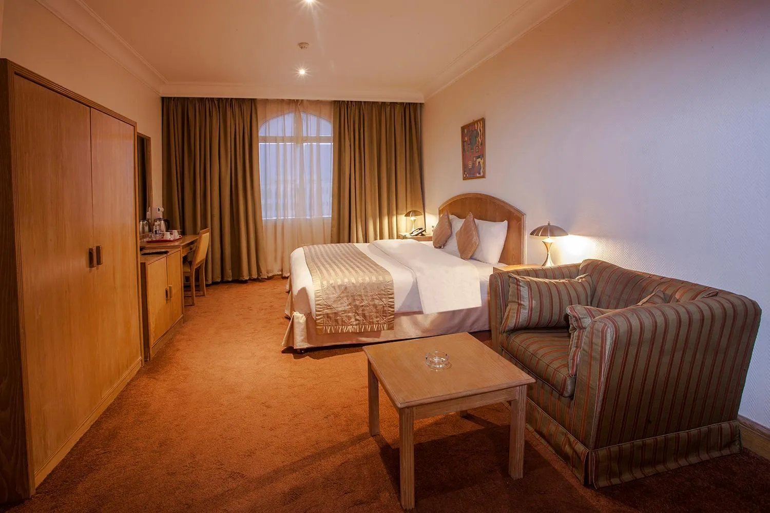 wardrobe, Bed in HAFFA HOUSE HOTEL