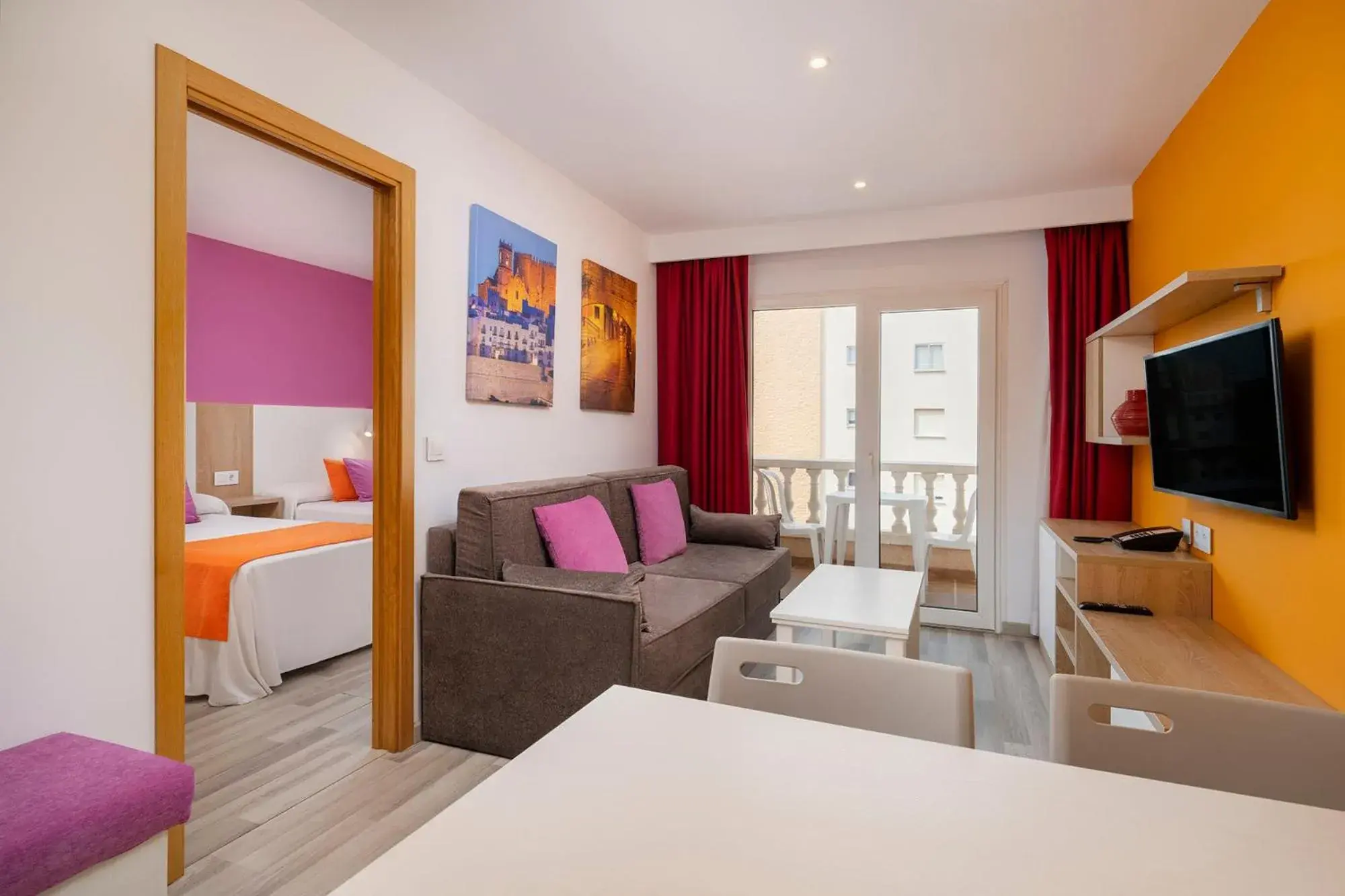 Living room in Aparthotel Acuasol Living room in Aparthotel Acuasol