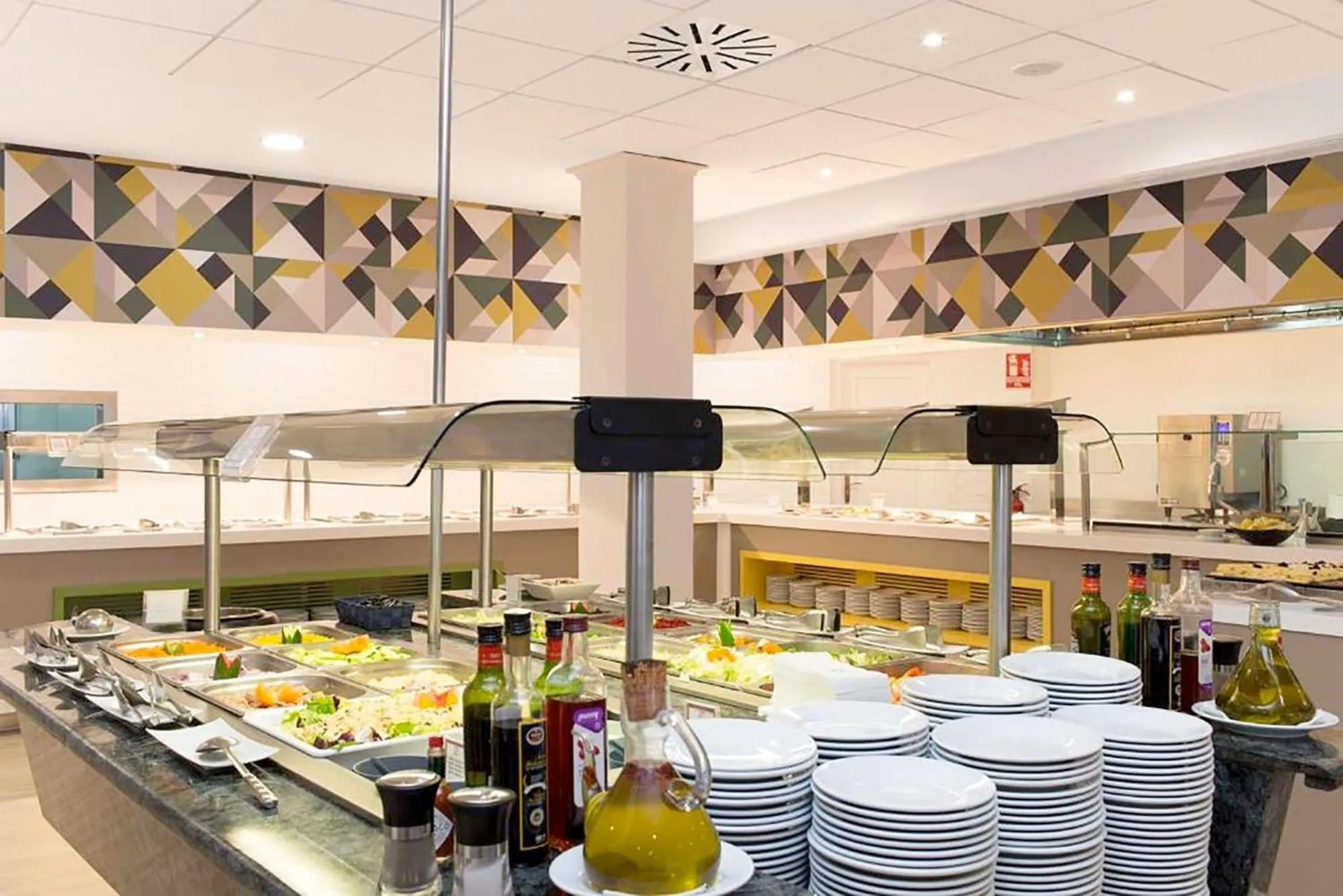 Restaurant/places to eat in Aparthotel Acuasol