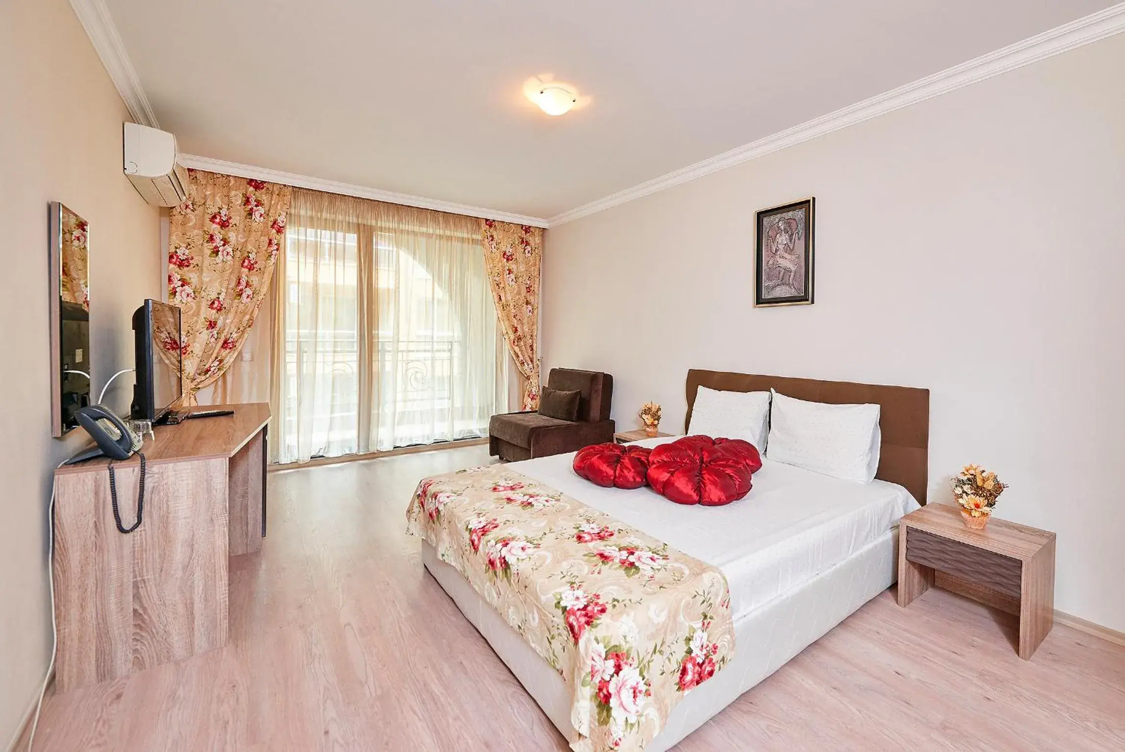 Double Room in Boutique Rose Gardens Pomorie Double Room in Boutique Rose Gardens Pomorie