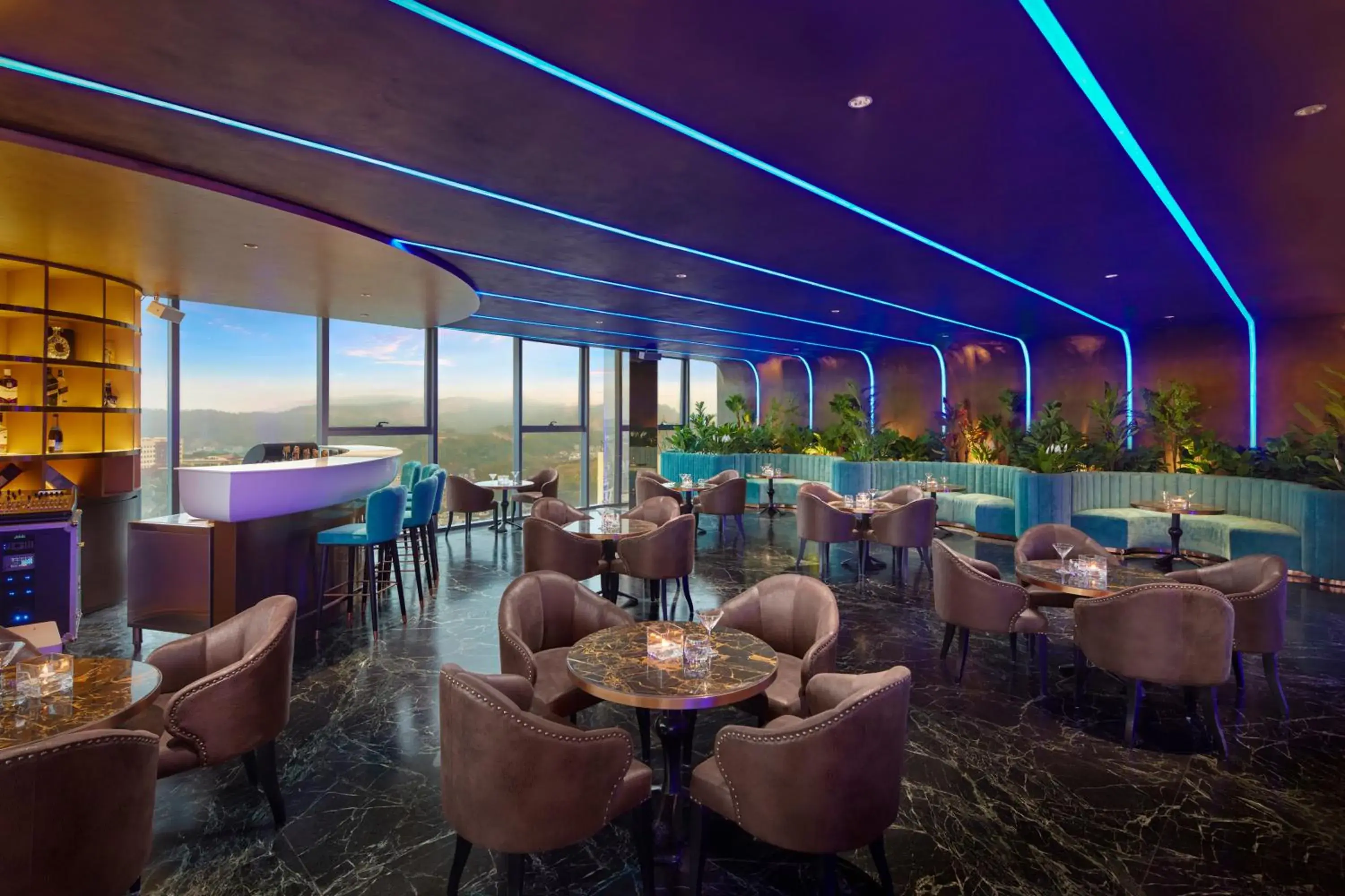Lounge or bar in The Watson Premium HaLong Hotel Lounge or bar in The Watson Premium HaLong Hotel
