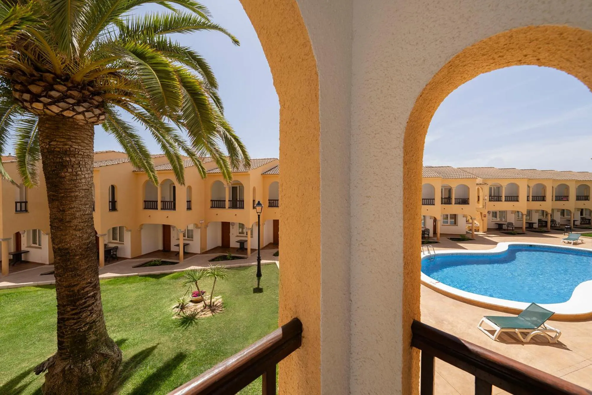 Property building in Apartamentos turísticos Jardines del Plaza