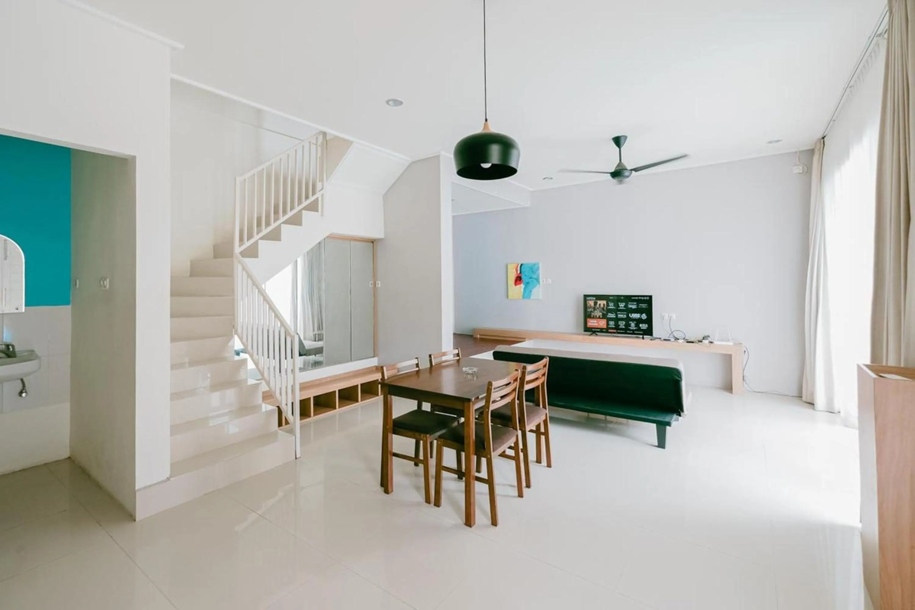 Dining area in Villa Heaven Senggigi