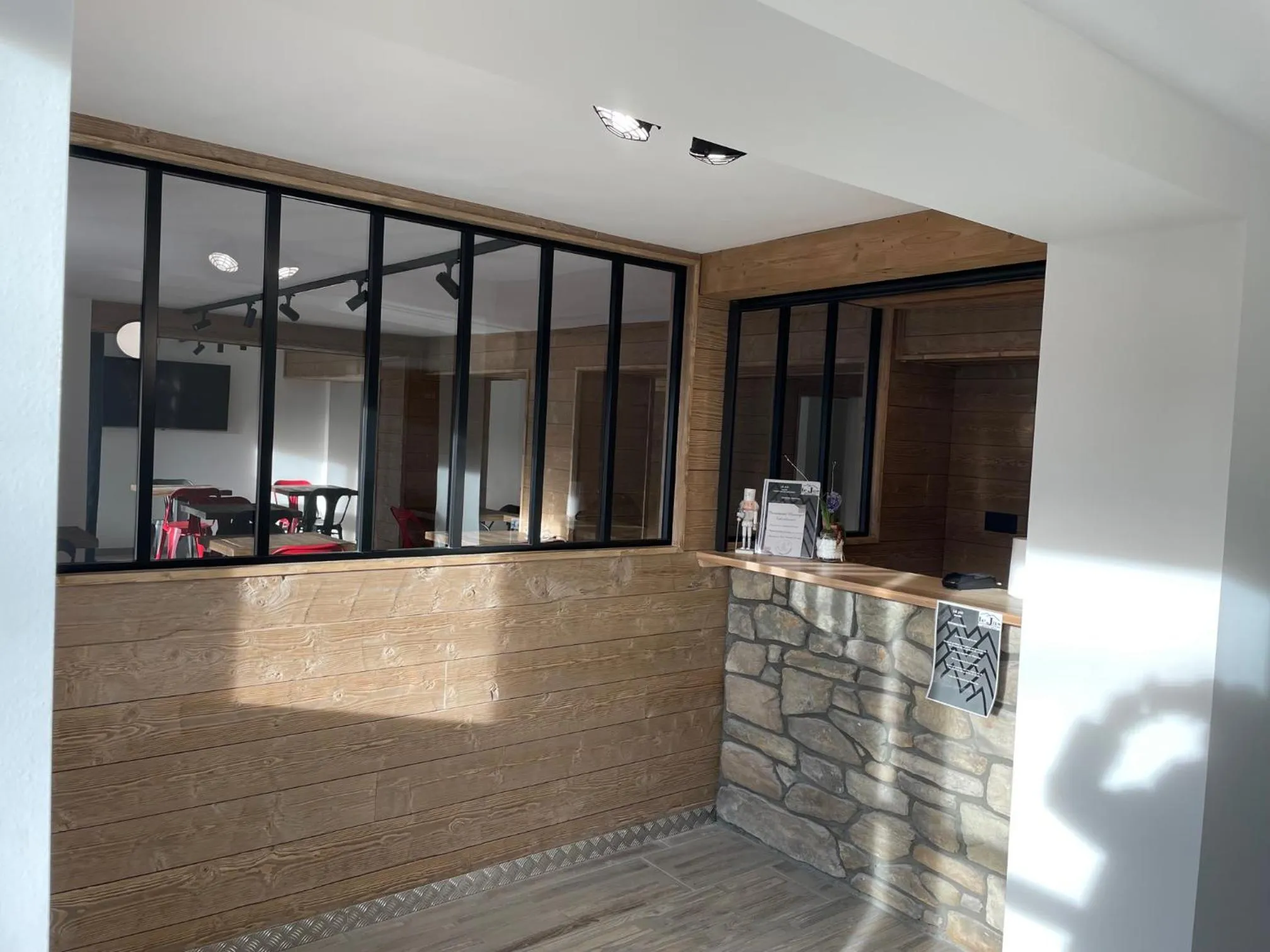 Lobby or reception in Appart Hôtel Le JAS