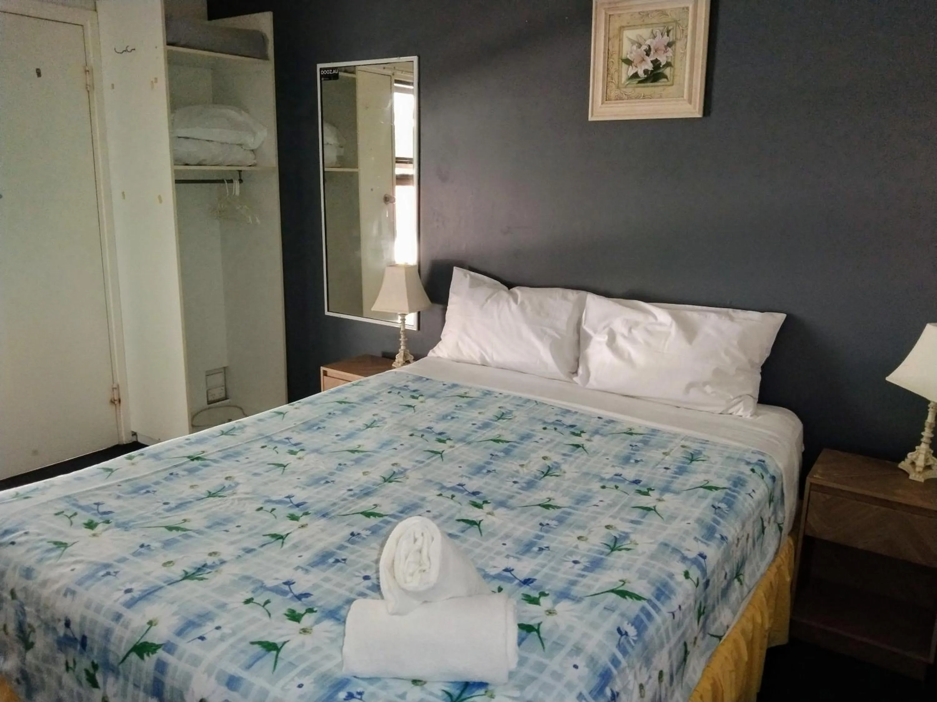 Bed in Bargara Beach Motor Inn budget accommodation pet friendly on application