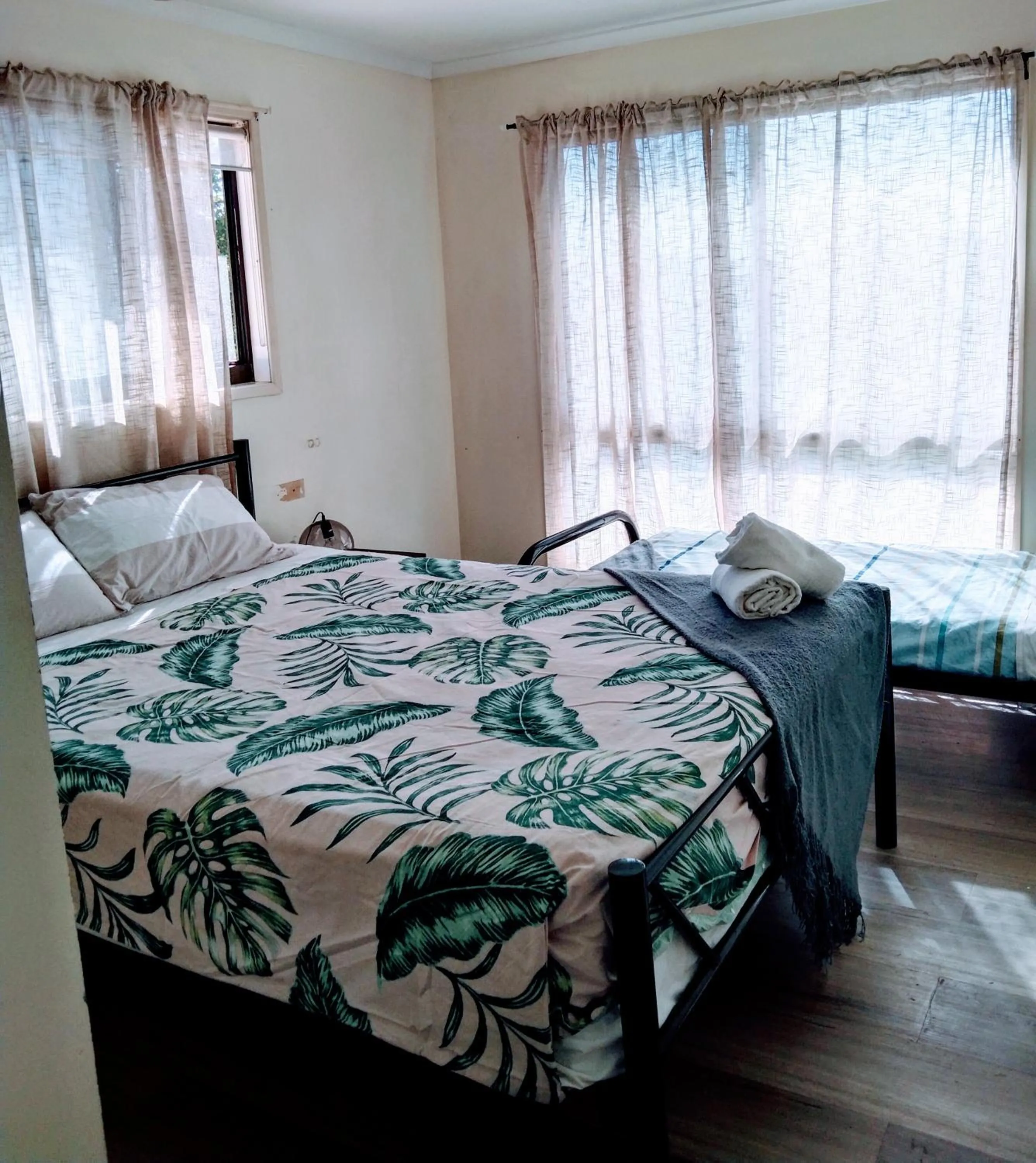 Bed in Bargara Beach Motor Inn budget accommodation pet friendly on application