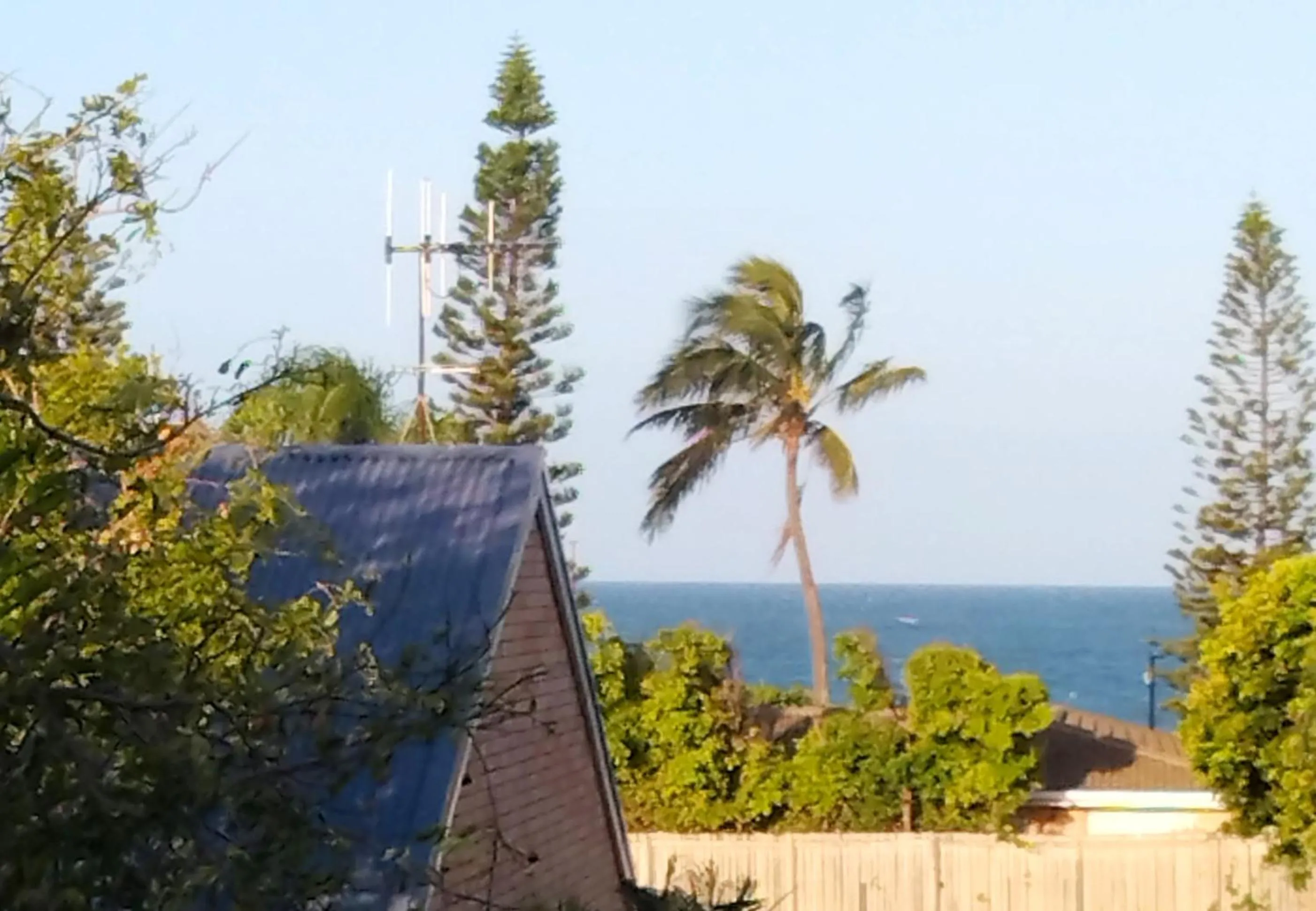 Bargara Beach Motor Inn budget accommodation pet friendly on application