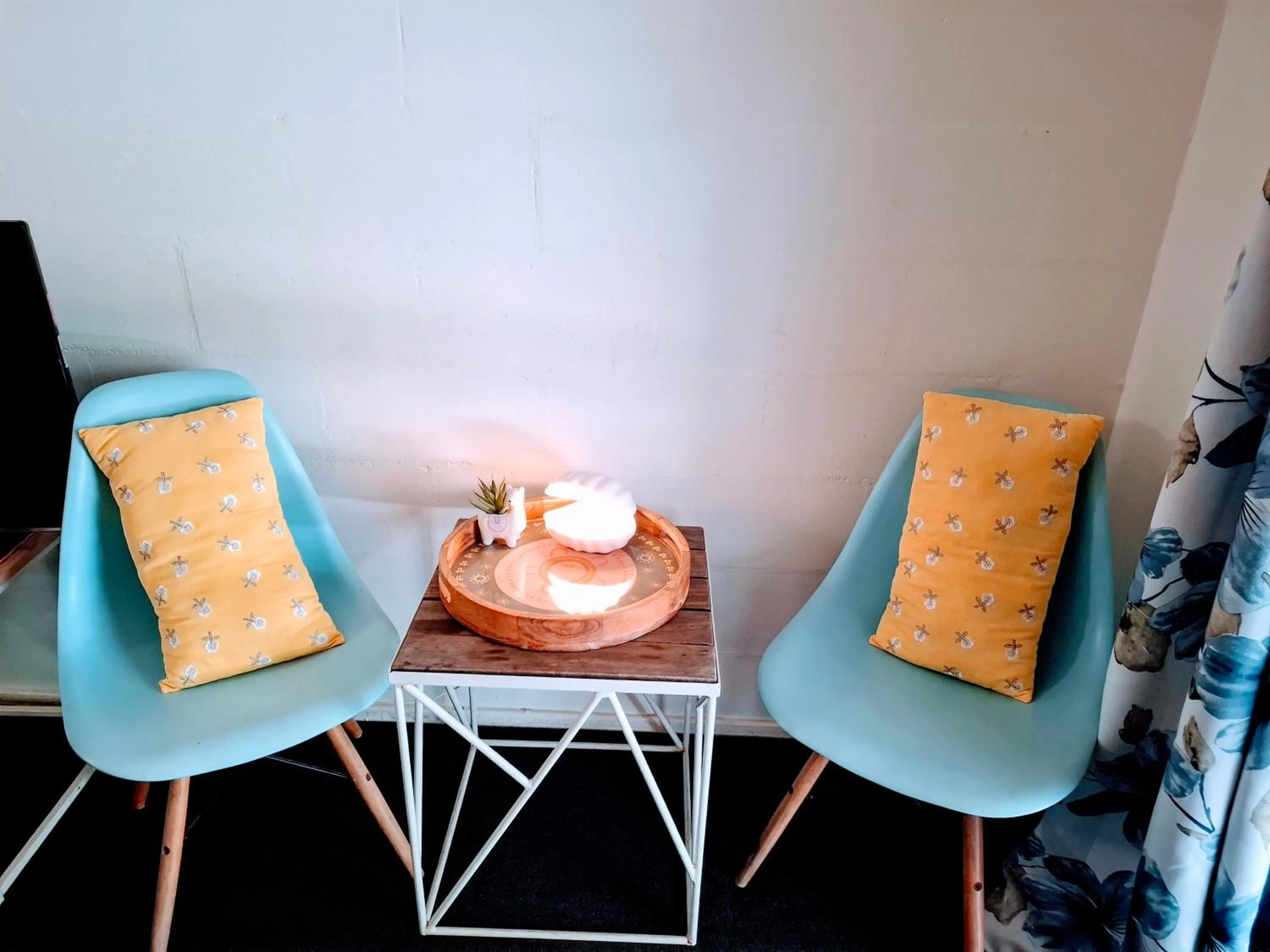 Bargara Beach Motor Inn budget accommodation pet friendly on application