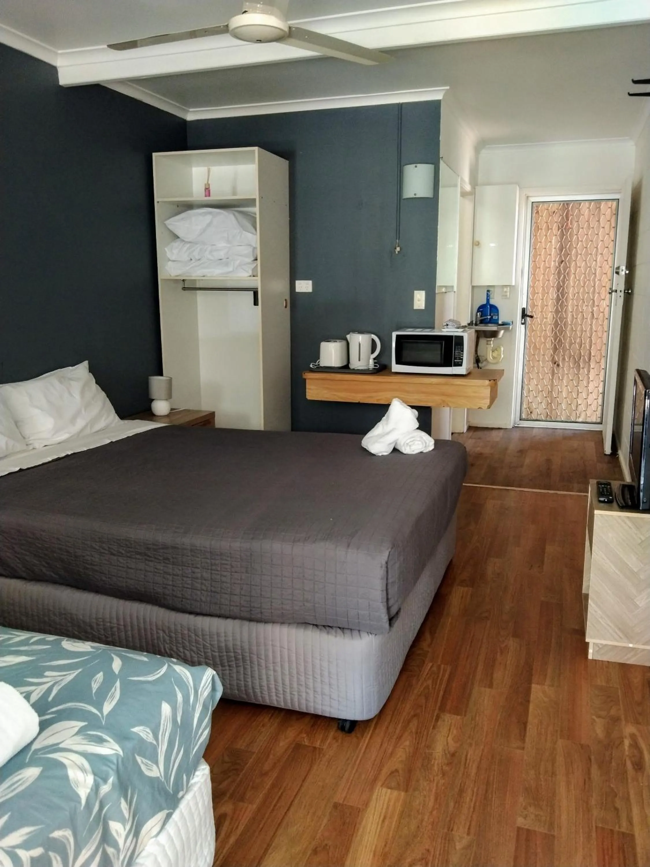 Bed in Bargara Beach Motor Inn budget accommodation pet friendly on application