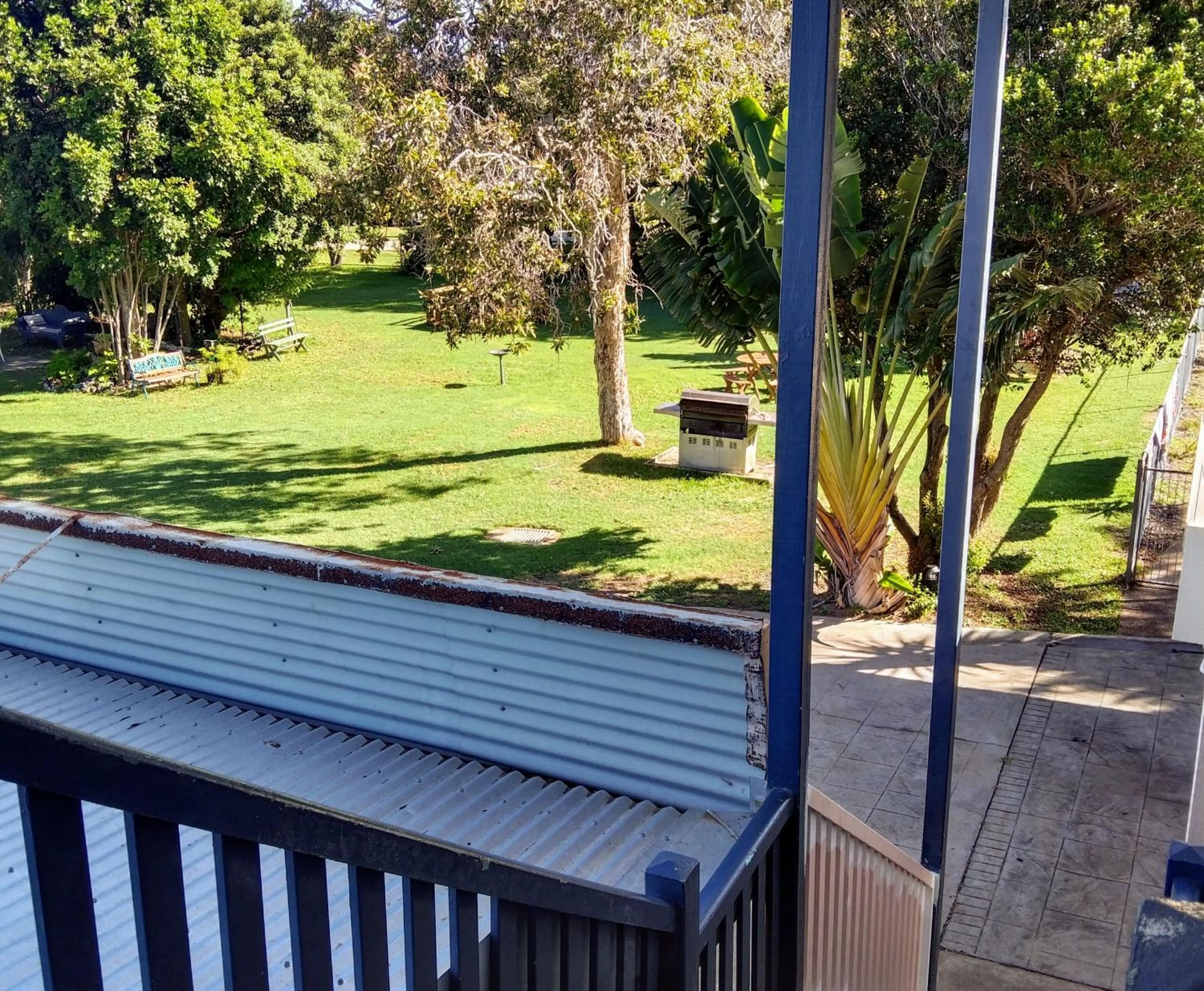 Bargara Beach Motor Inn budget accommodation pet friendly on application