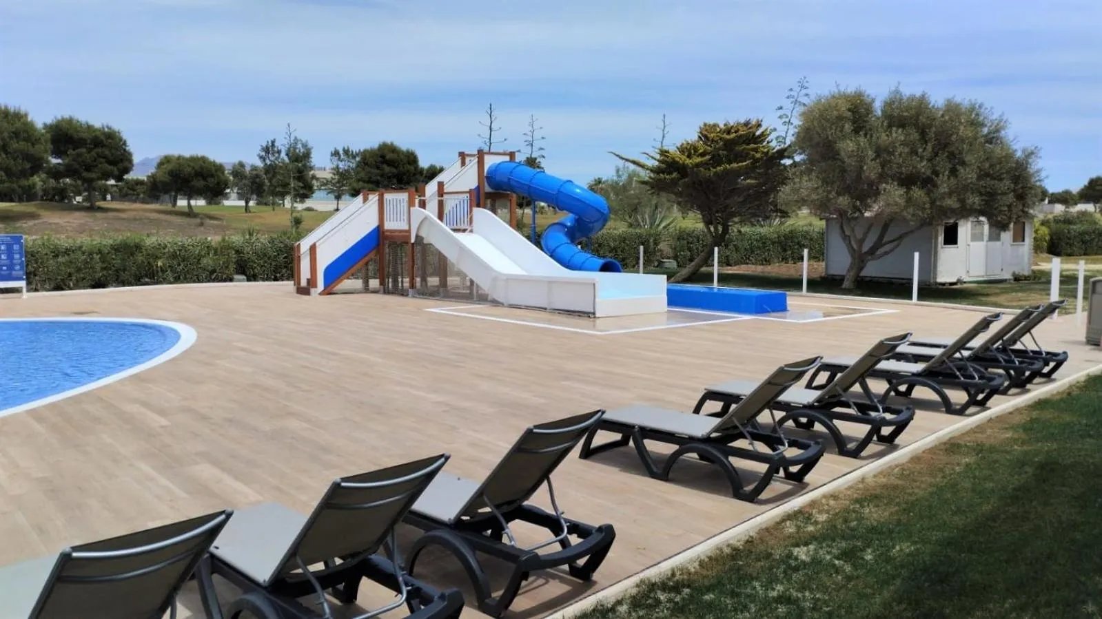 Aqua park in Ohtels Cabogata