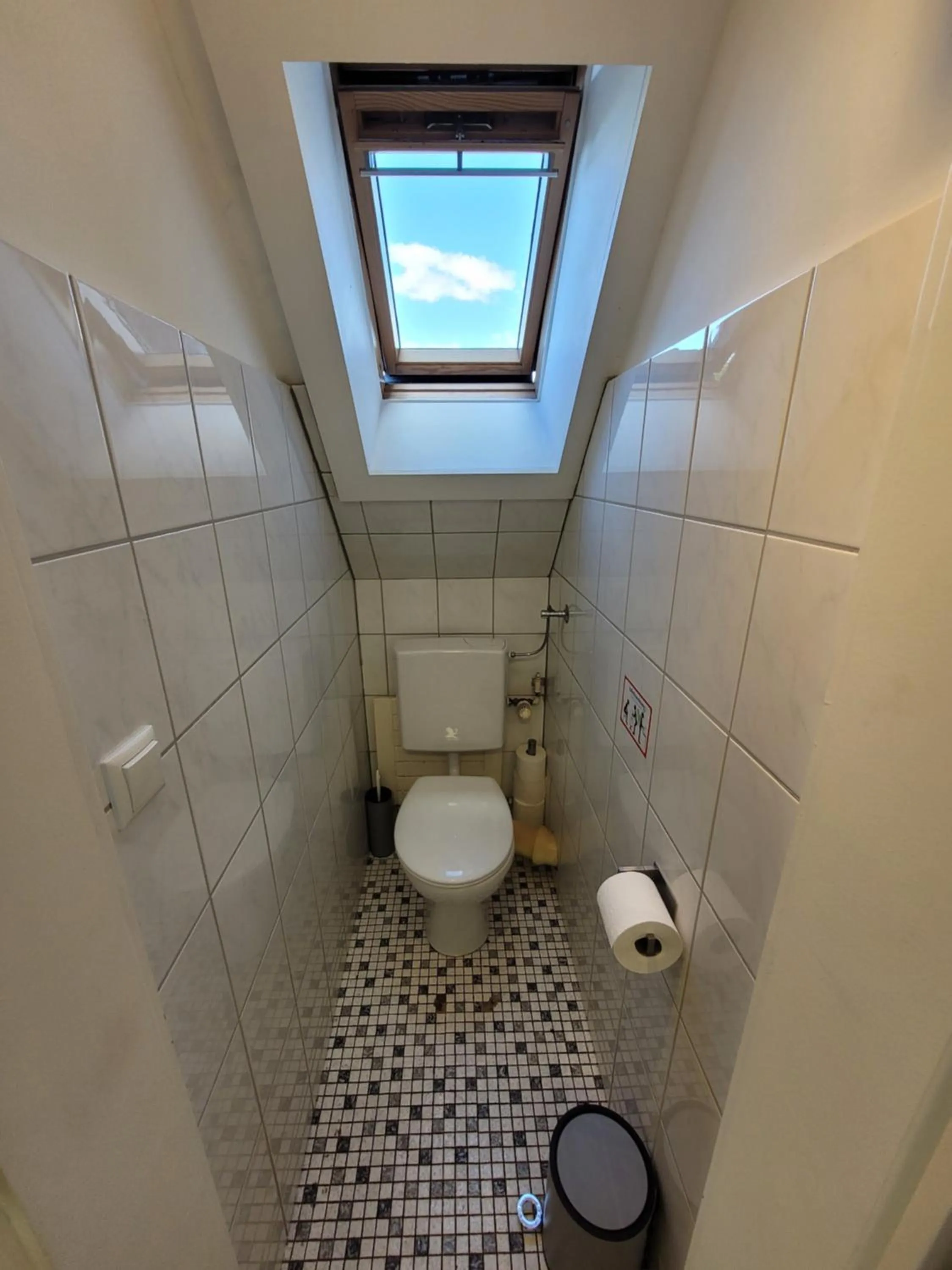 Toilet in Guesthouse WI rooms