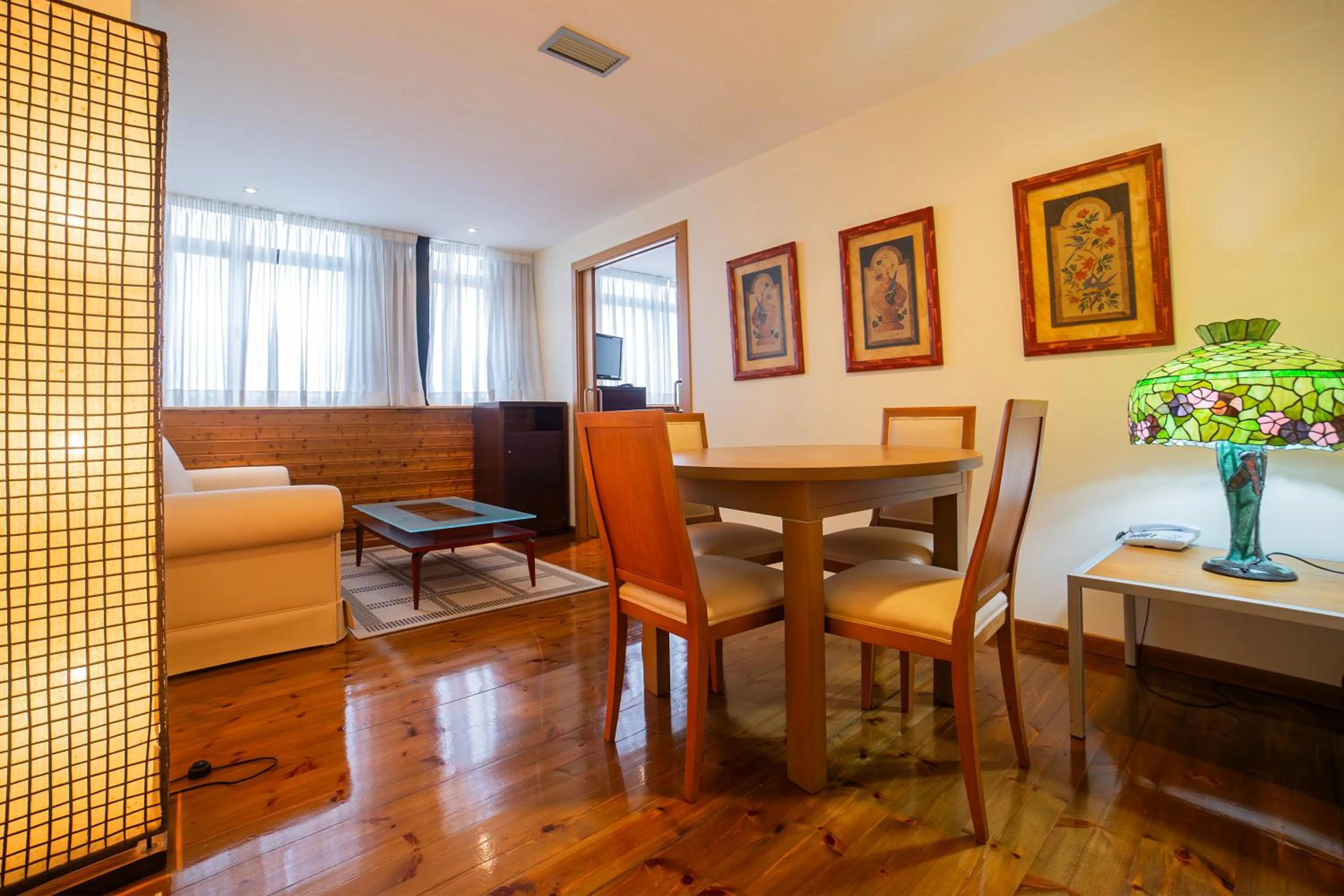 Living room in Hotel Auditorio Santiago & Spa