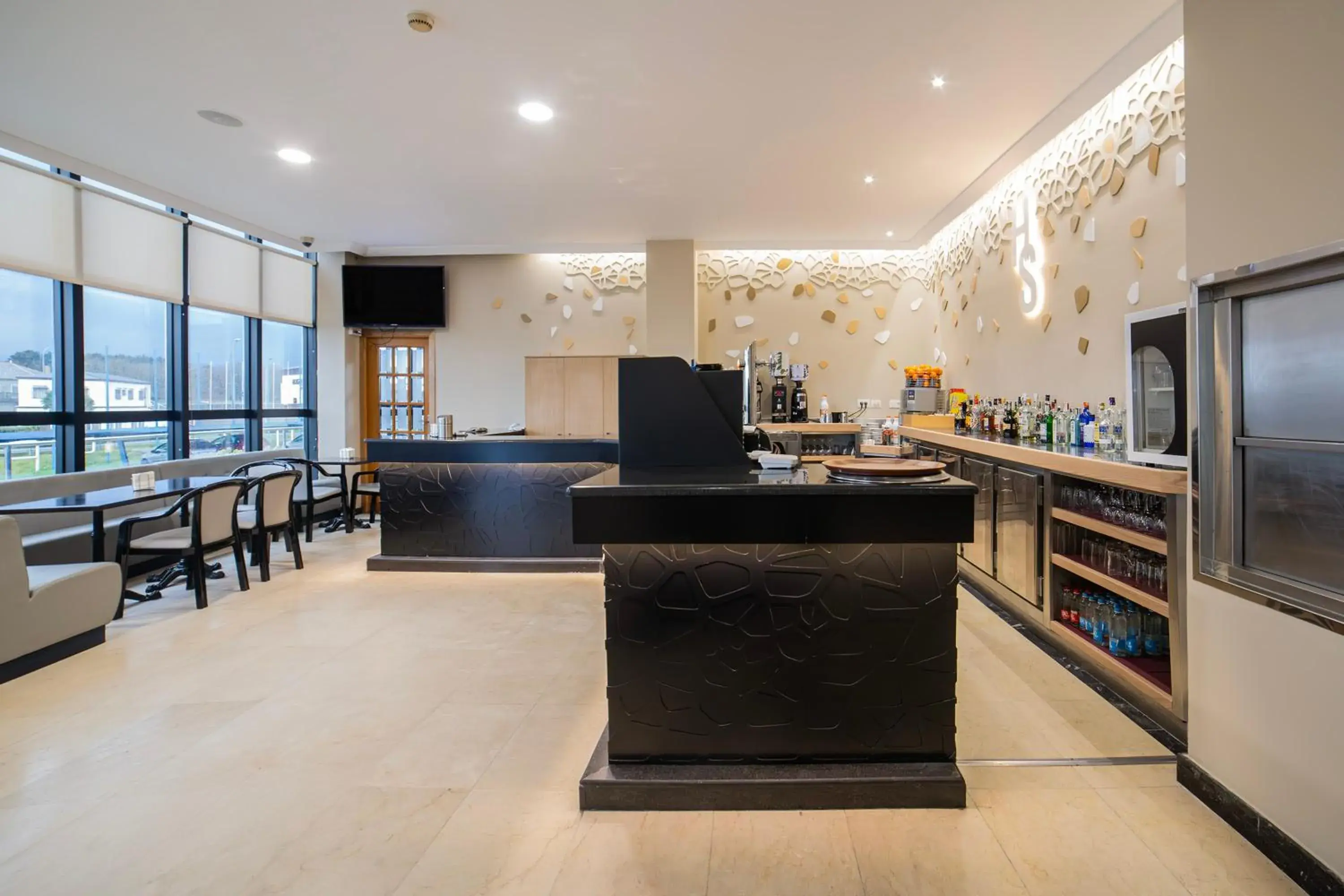 Lounge or bar in Hotel Auditorio Santiago & Spa Lounge or bar in Hotel Auditorio Santiago & Spa