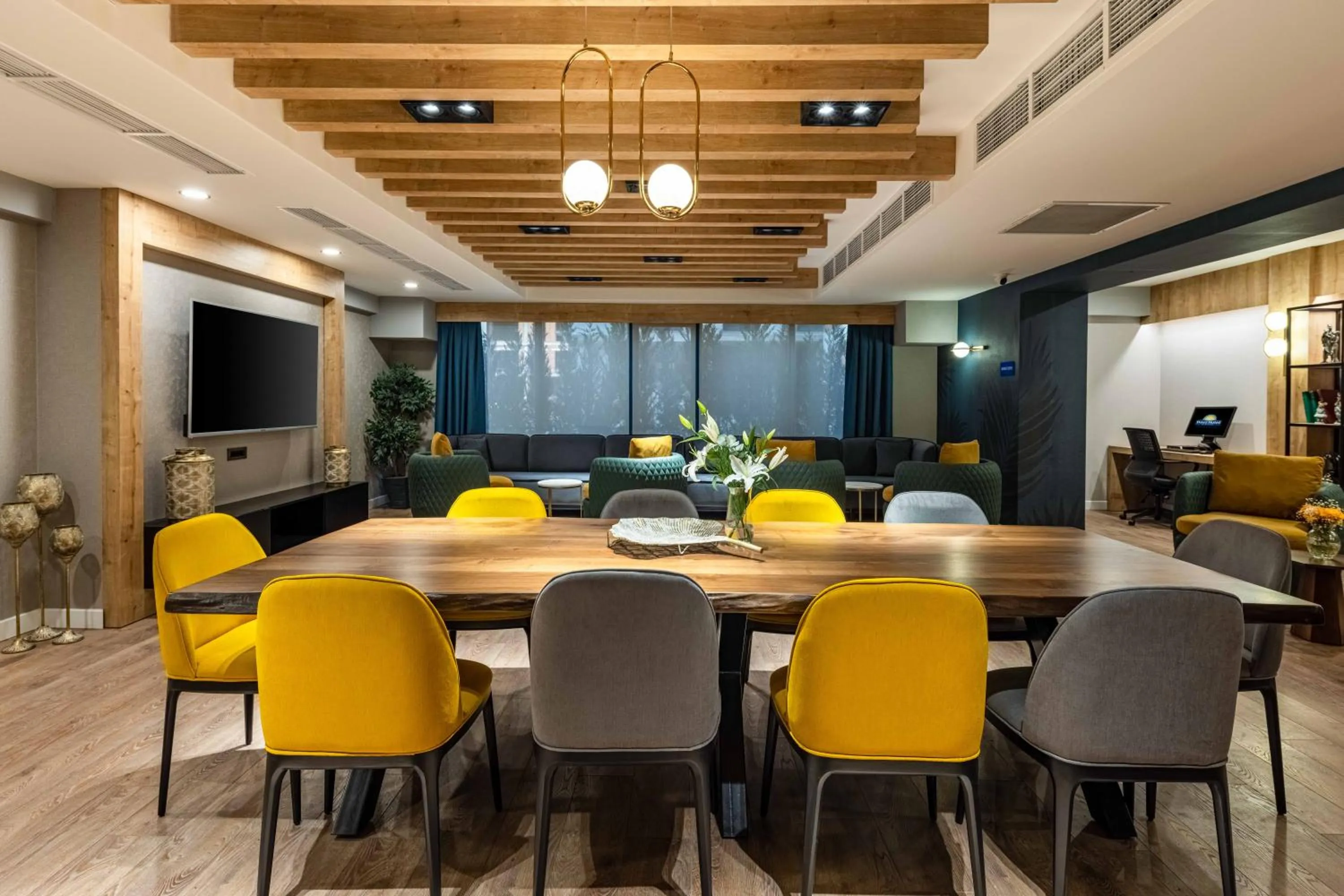 Seating area in Days Inn & Suites by Wyndham Istanbul Esenyurt