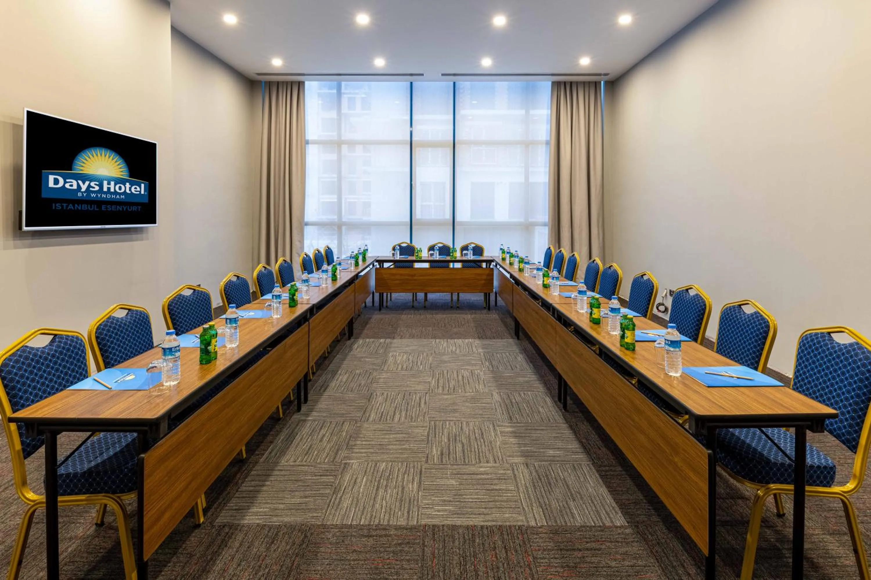 Meeting/conference room in Days Inn & Suites by Wyndham Istanbul Esenyurt