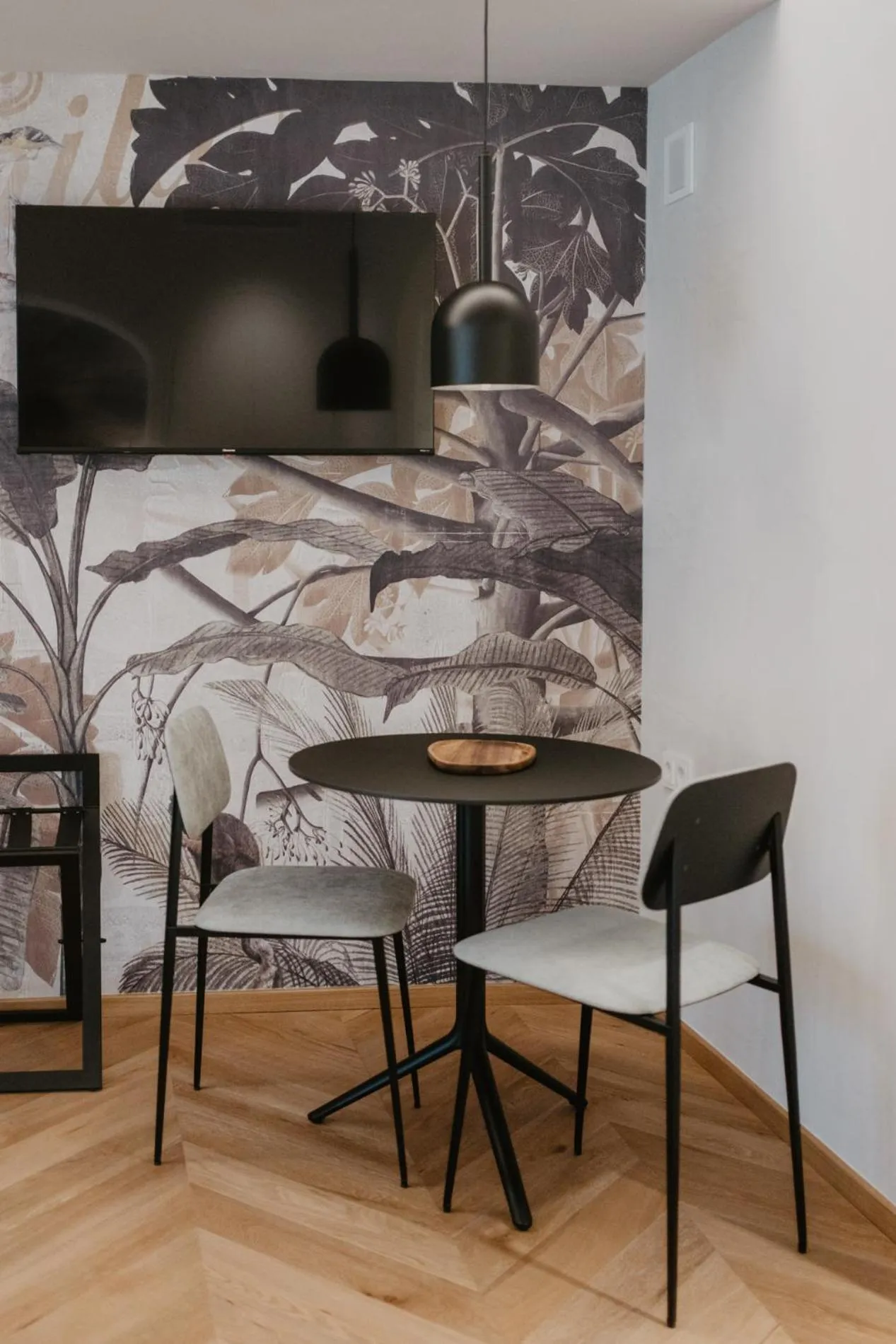 TV and multimedia in Hotel Petit Luxe