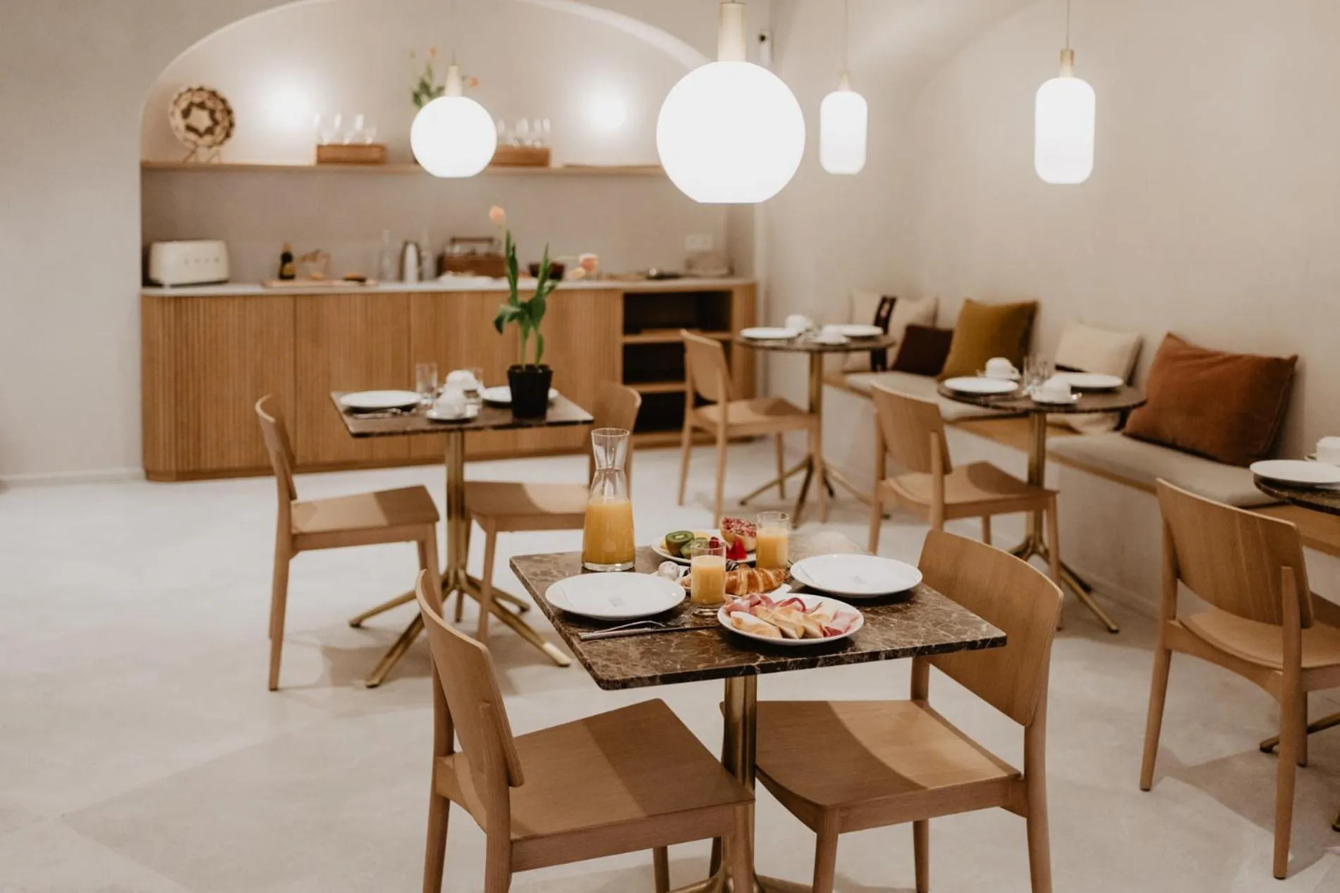 Coffee/tea facilities in Hotel Petit Luxe