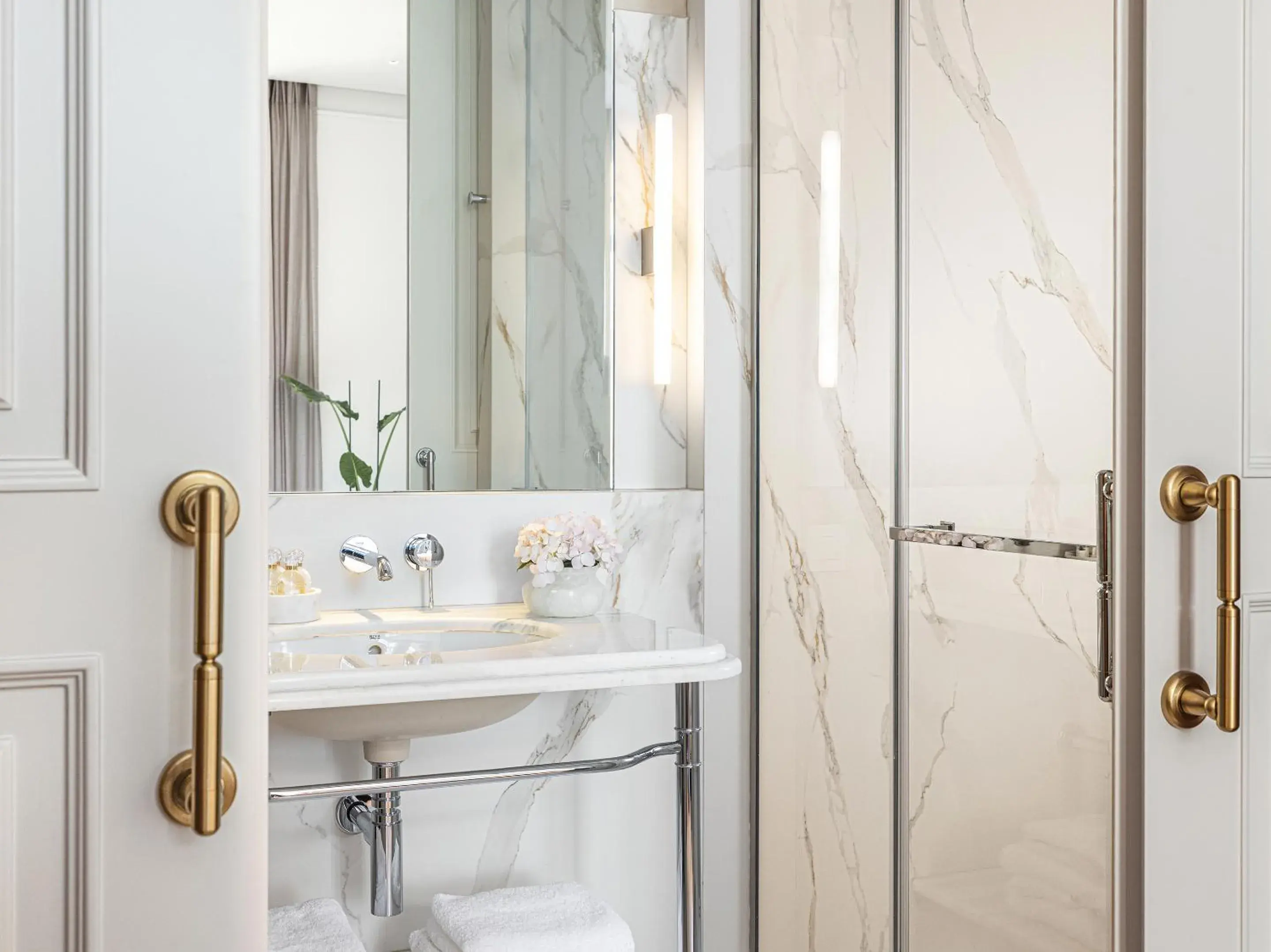 Balcony Athenian Room in The Dolli at Acropolis, A Hotel to Live Balcony Athenian Room in The Dolli at Acropolis, A Hotel to Live