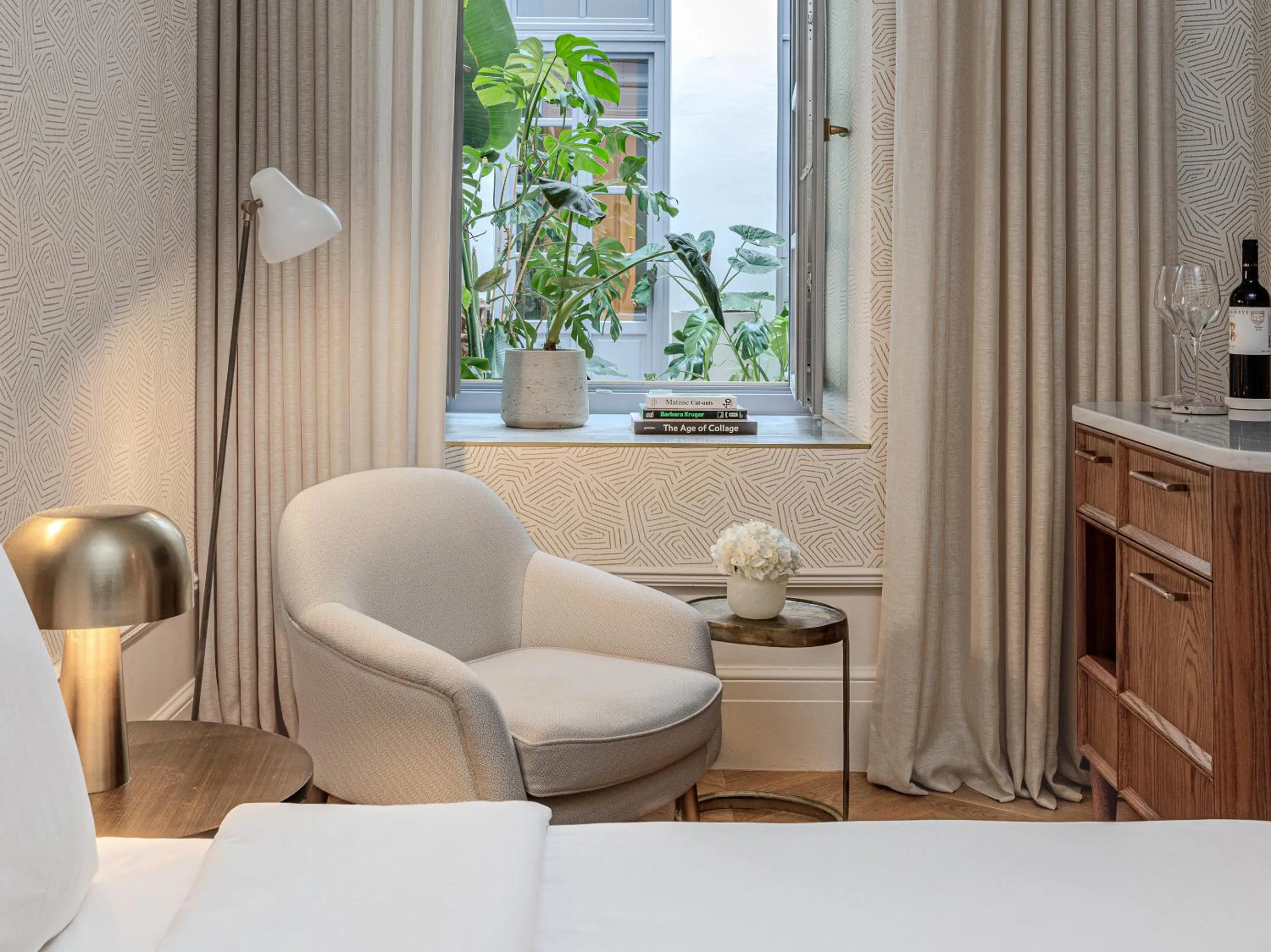 Bedroom, Bed in The Dolli at Acropolis, A Hotel to Live