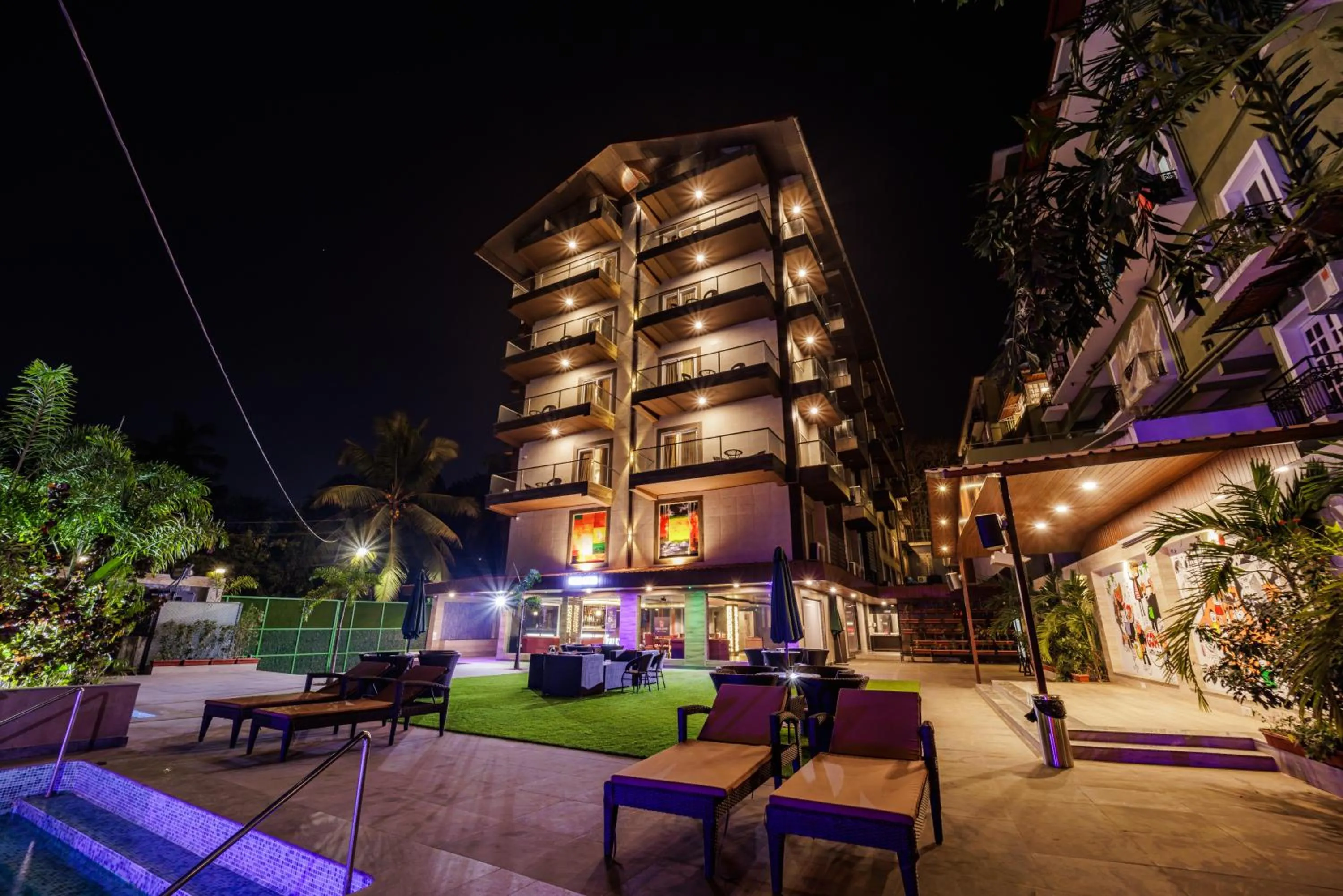 Property building in Casa De Katson