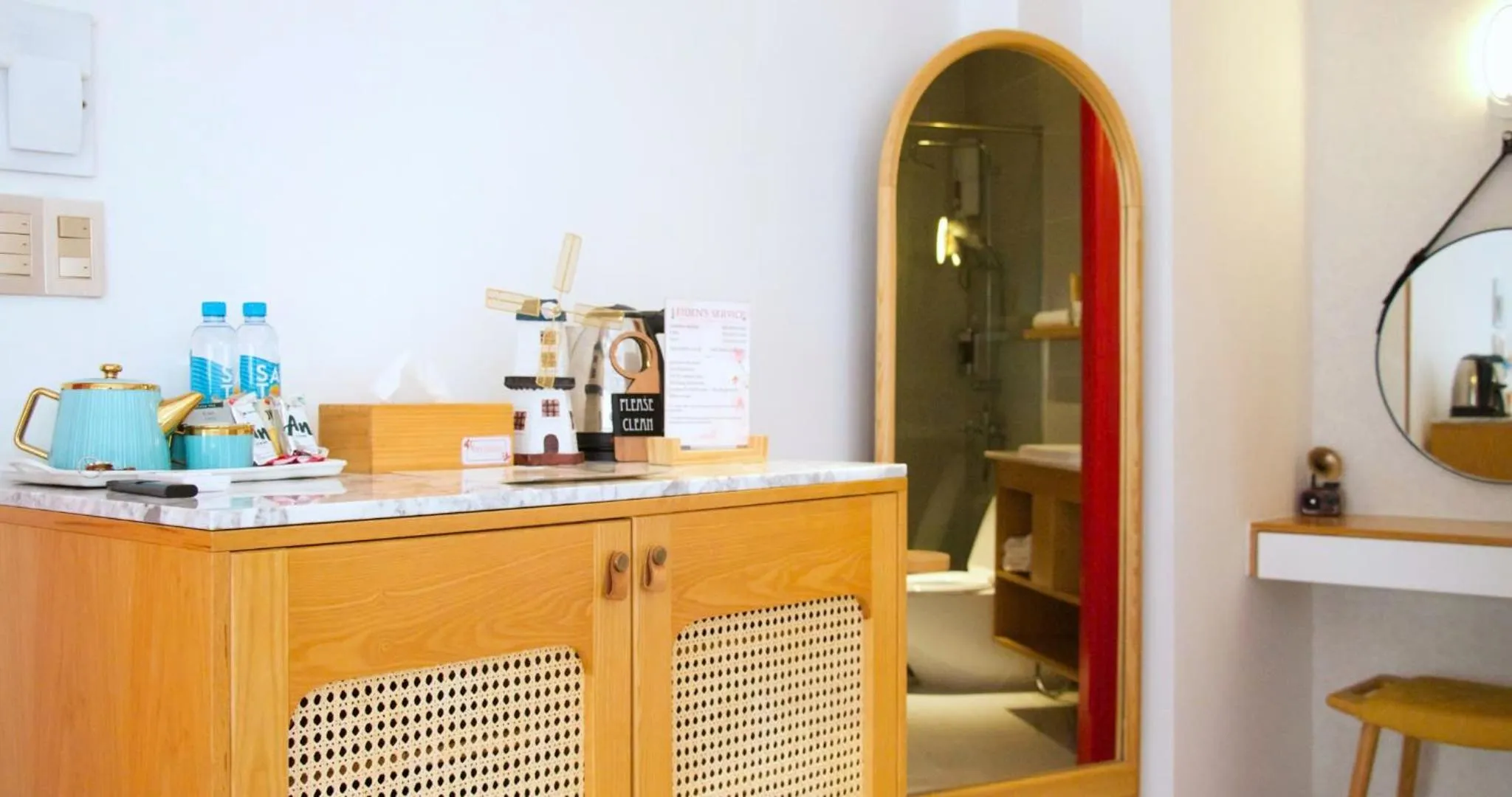 Leiden Homestay&Cafe'