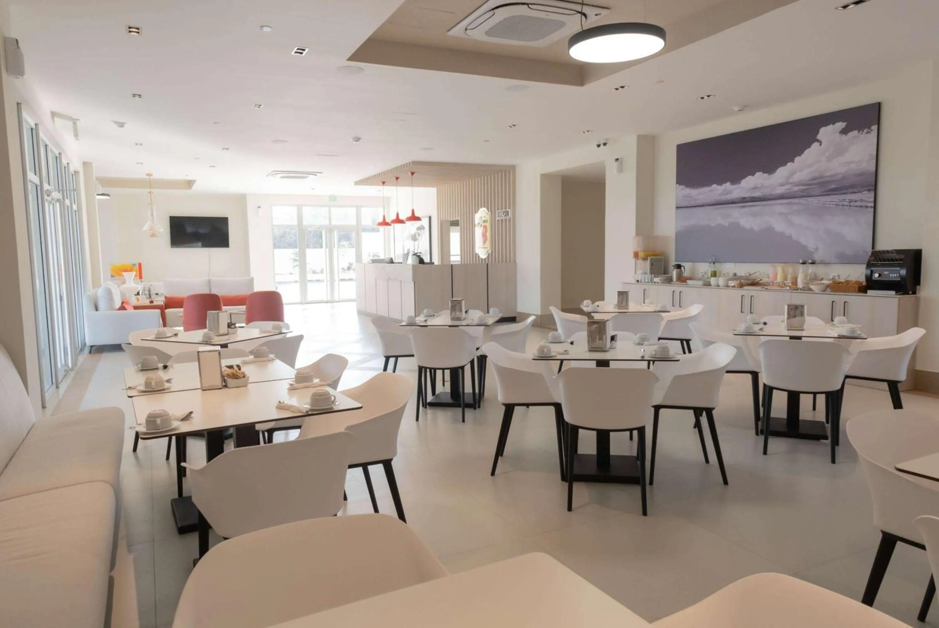 Restaurant/places to eat in Super 8 by Wyndham Manzanillo