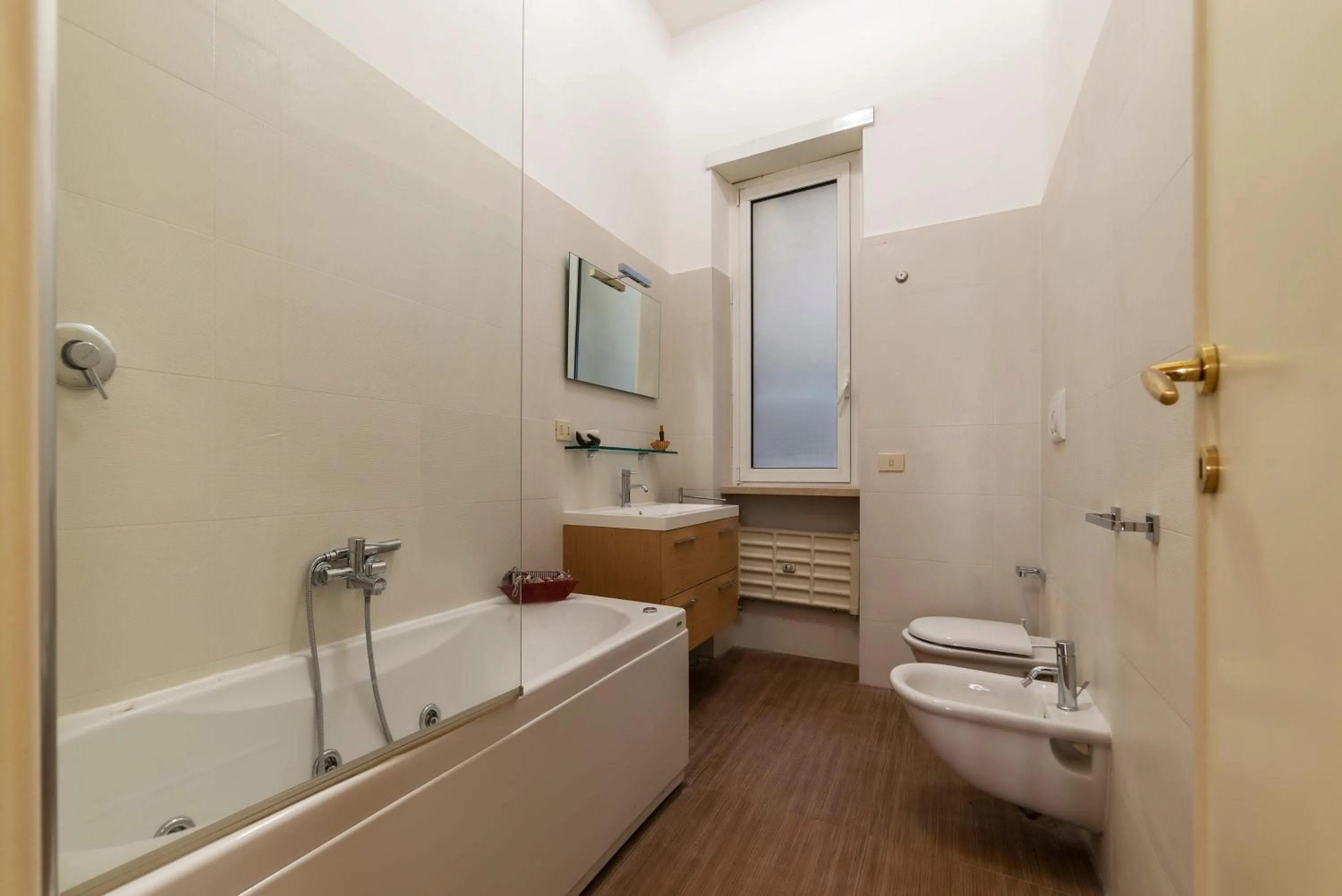 Bathroom in GuestHost - Piazza Mazzini & Stadio Olimpico Apartment