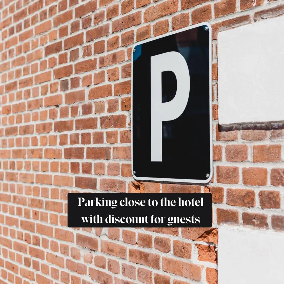 Logo/Certificate/Sign in Fonda Hotel 1771