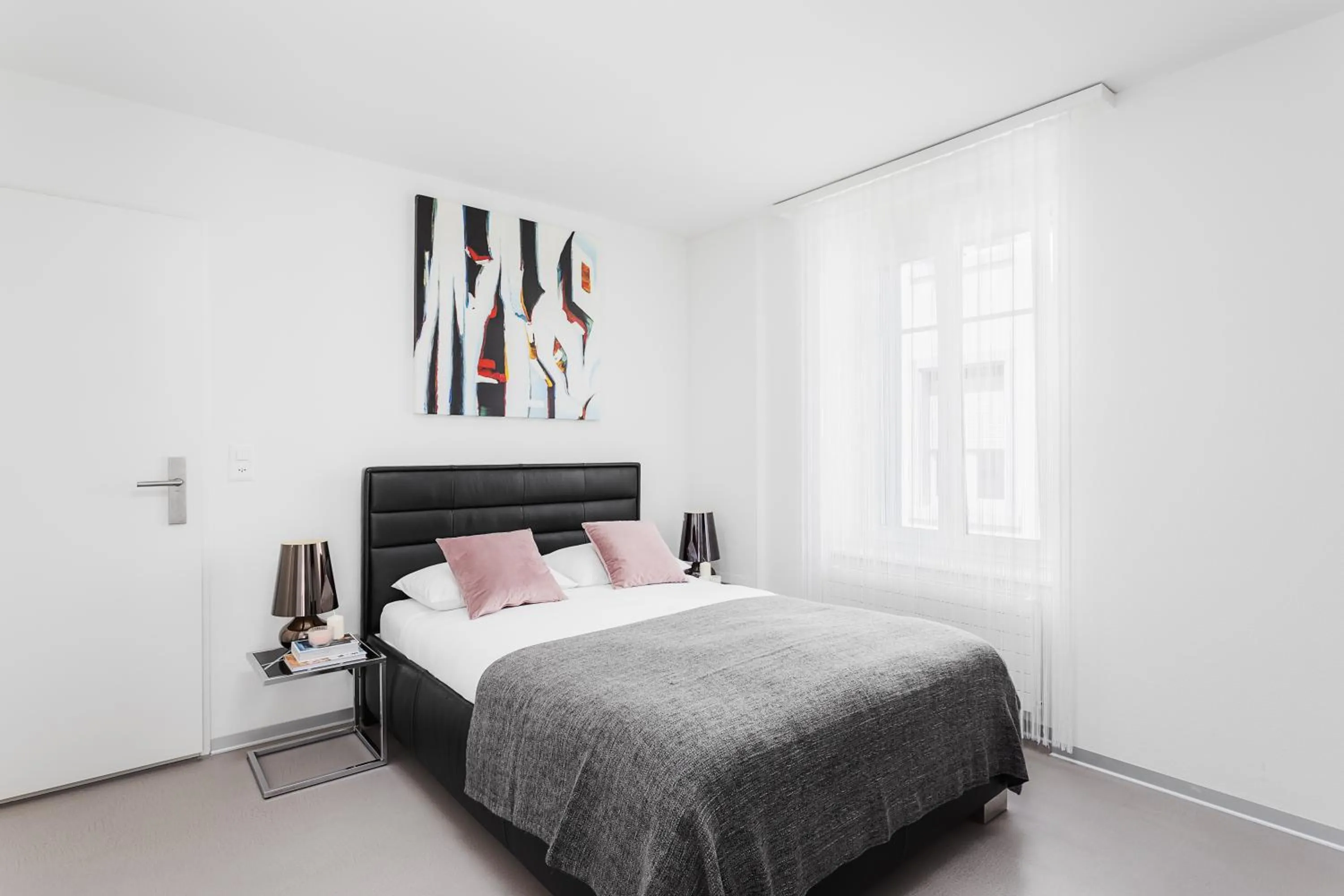Bedroom, Bed in VISIONAPARTMENTS Cramerstrasse 8-12 - contactless check-in