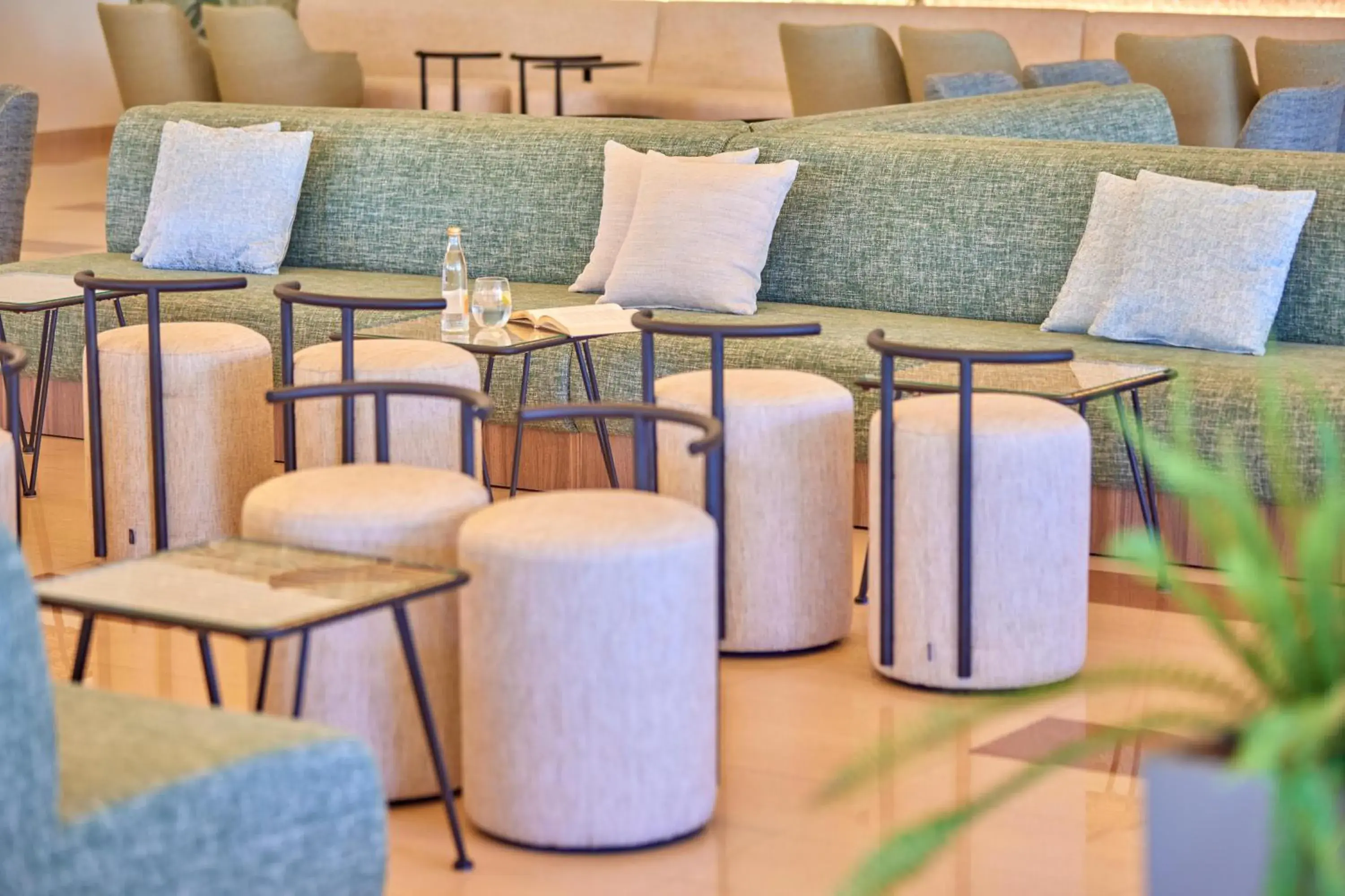 Lounge or bar in Zafiro Mallorca & Spa Lounge or bar in Zafiro Mallorca & Spa