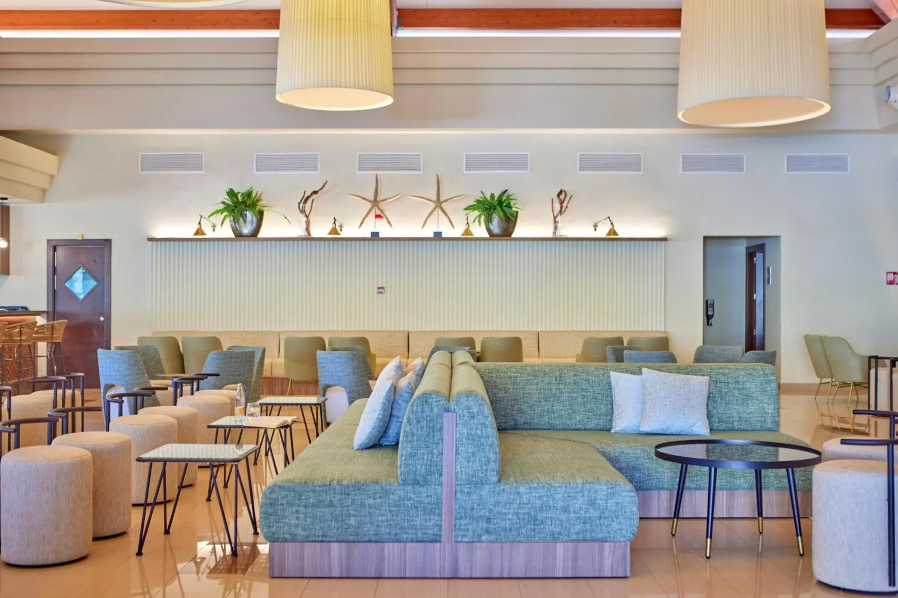 Lounge or bar in Zafiro Mallorca & Spa Lounge or bar in Zafiro Mallorca & Spa