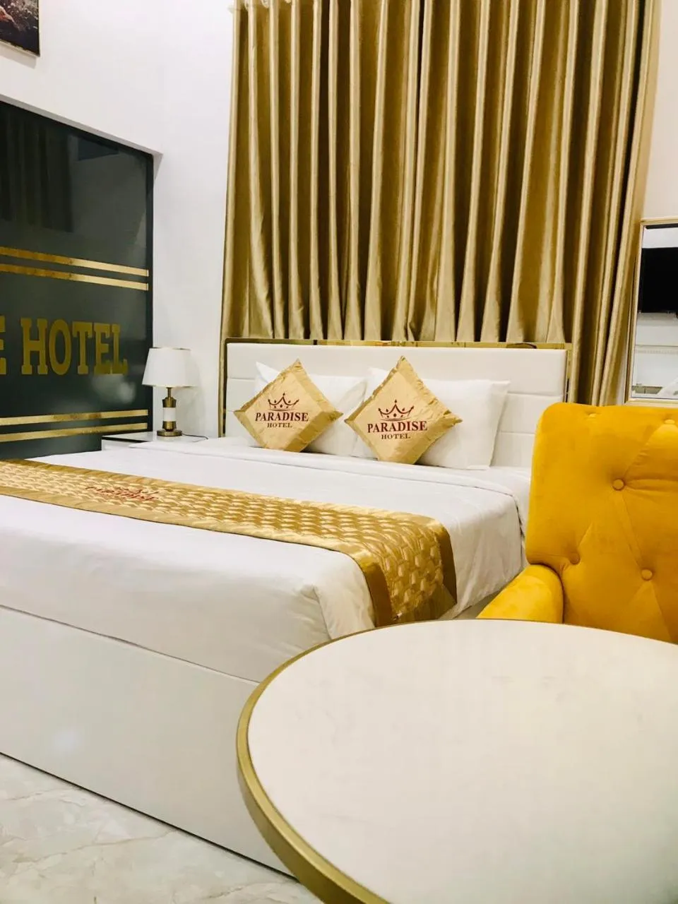 Bed in Paradise Hotel & Homestay access alley 100m