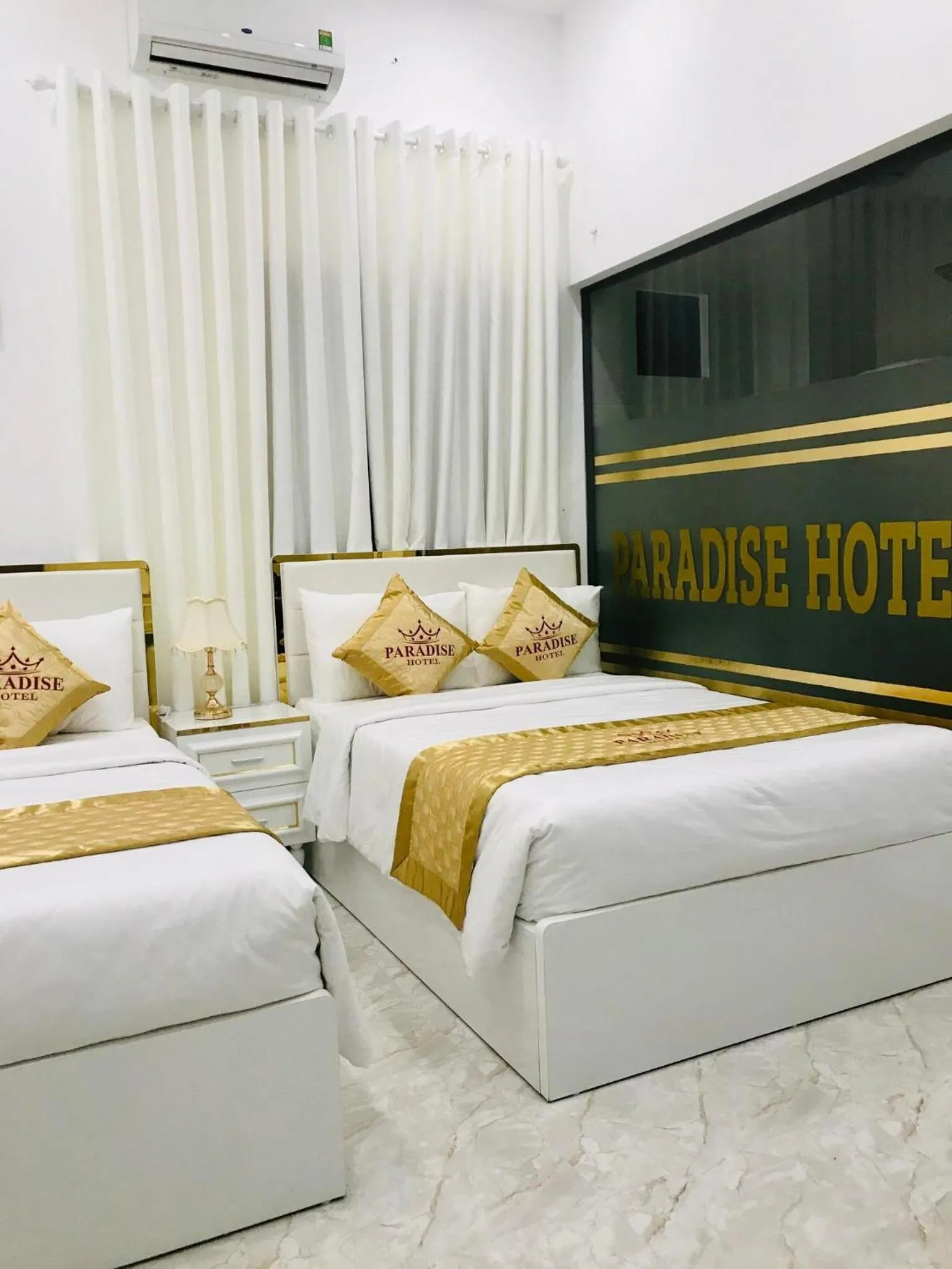 Bed in Paradise Hotel & Homestay access alley 100m