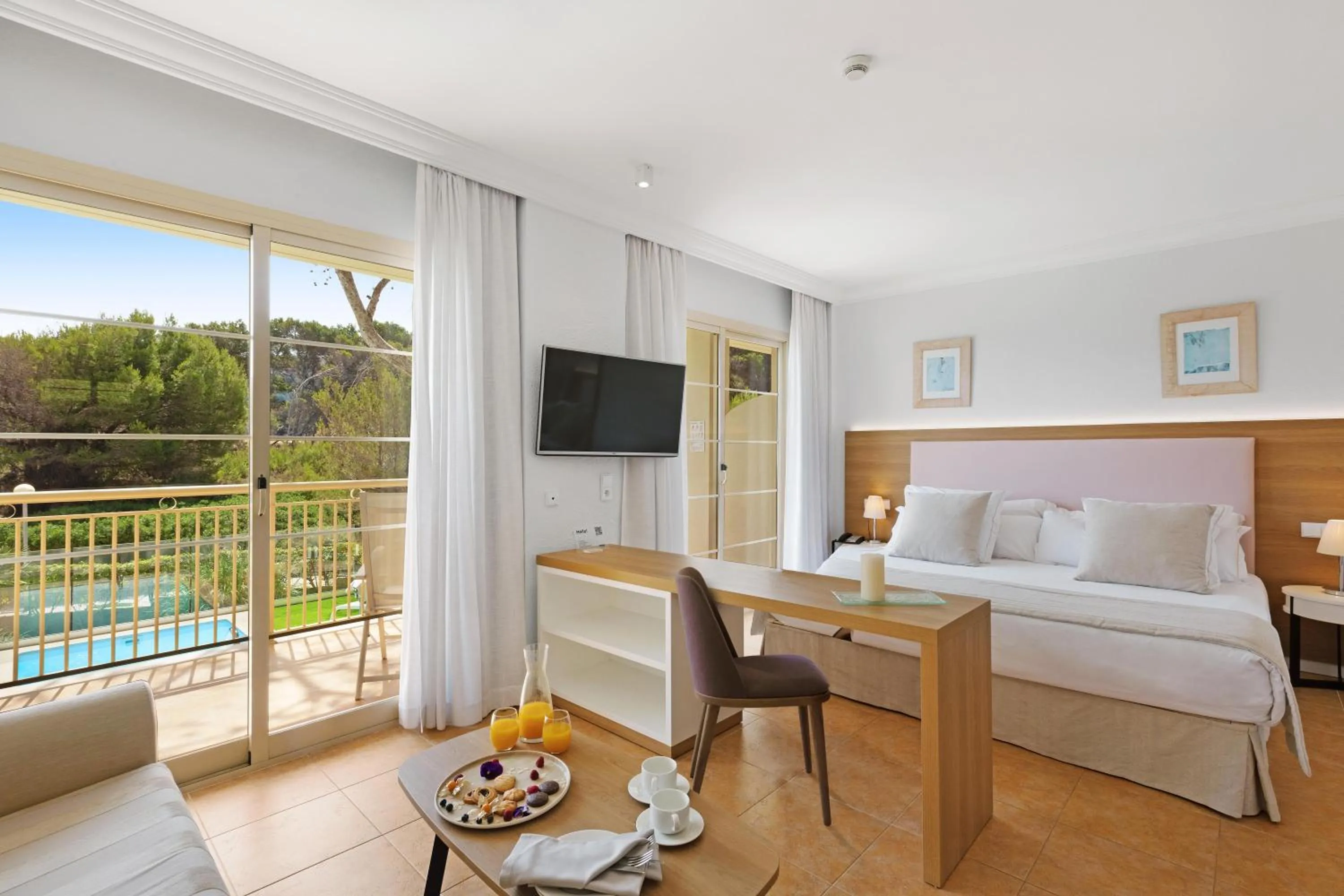 Photo of the whole room, Bed in VIVA Cala Mesquida Suites & Spa Adults Only 16