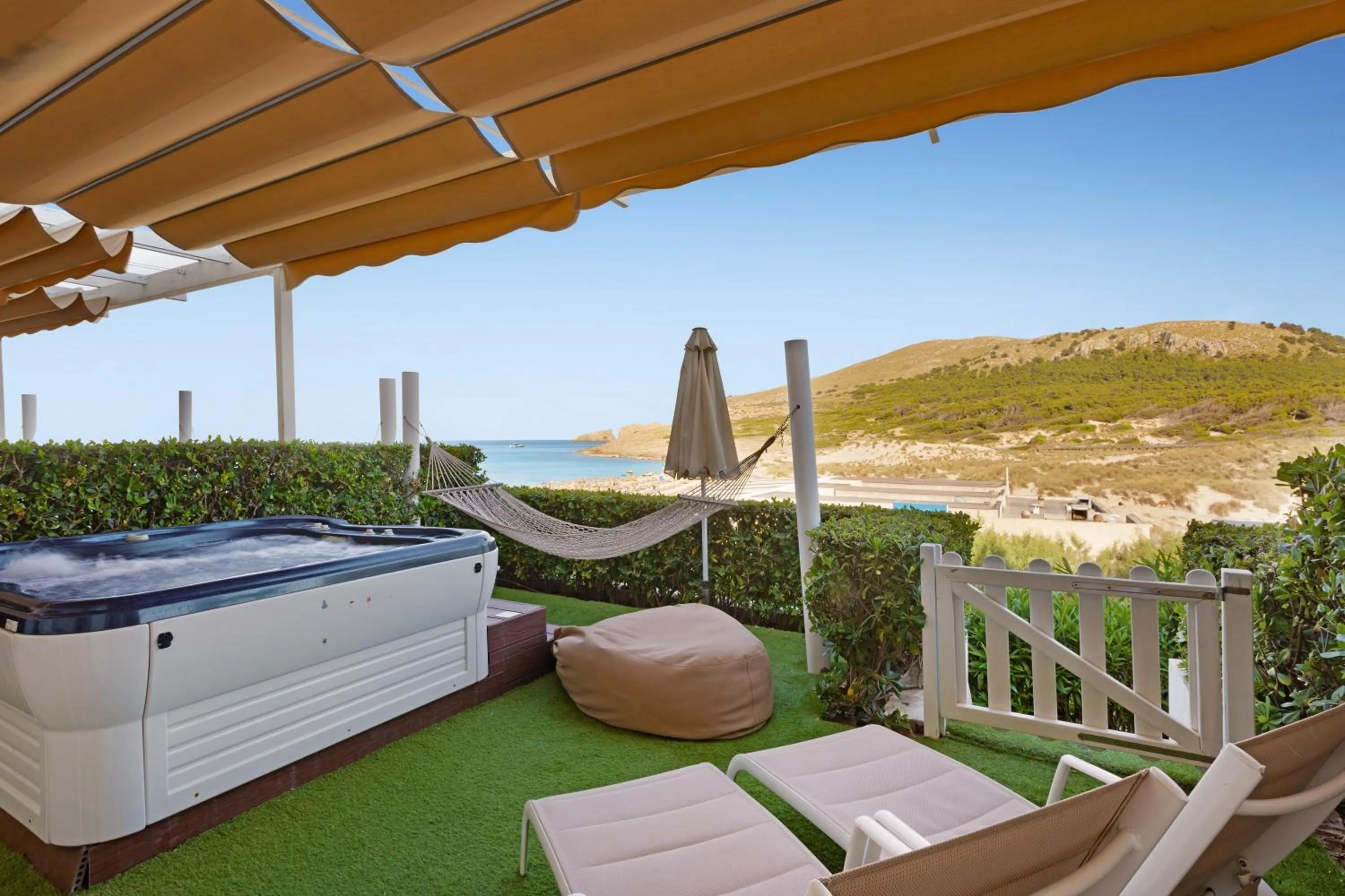 Photo of the whole room in VIVA Cala Mesquida Resort & Spa