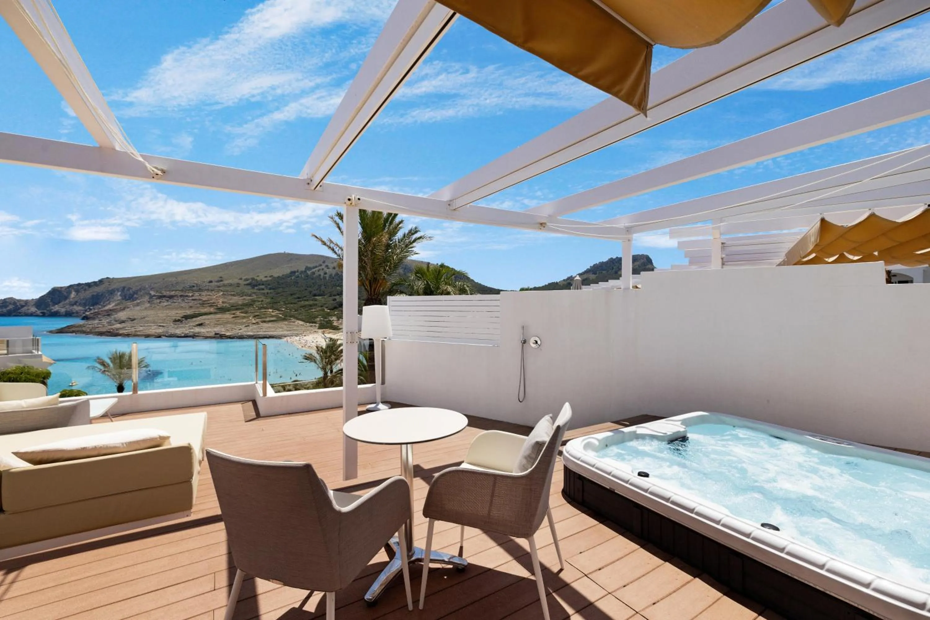 Photo of the whole room in VIVA Cala Mesquida Resort & Spa