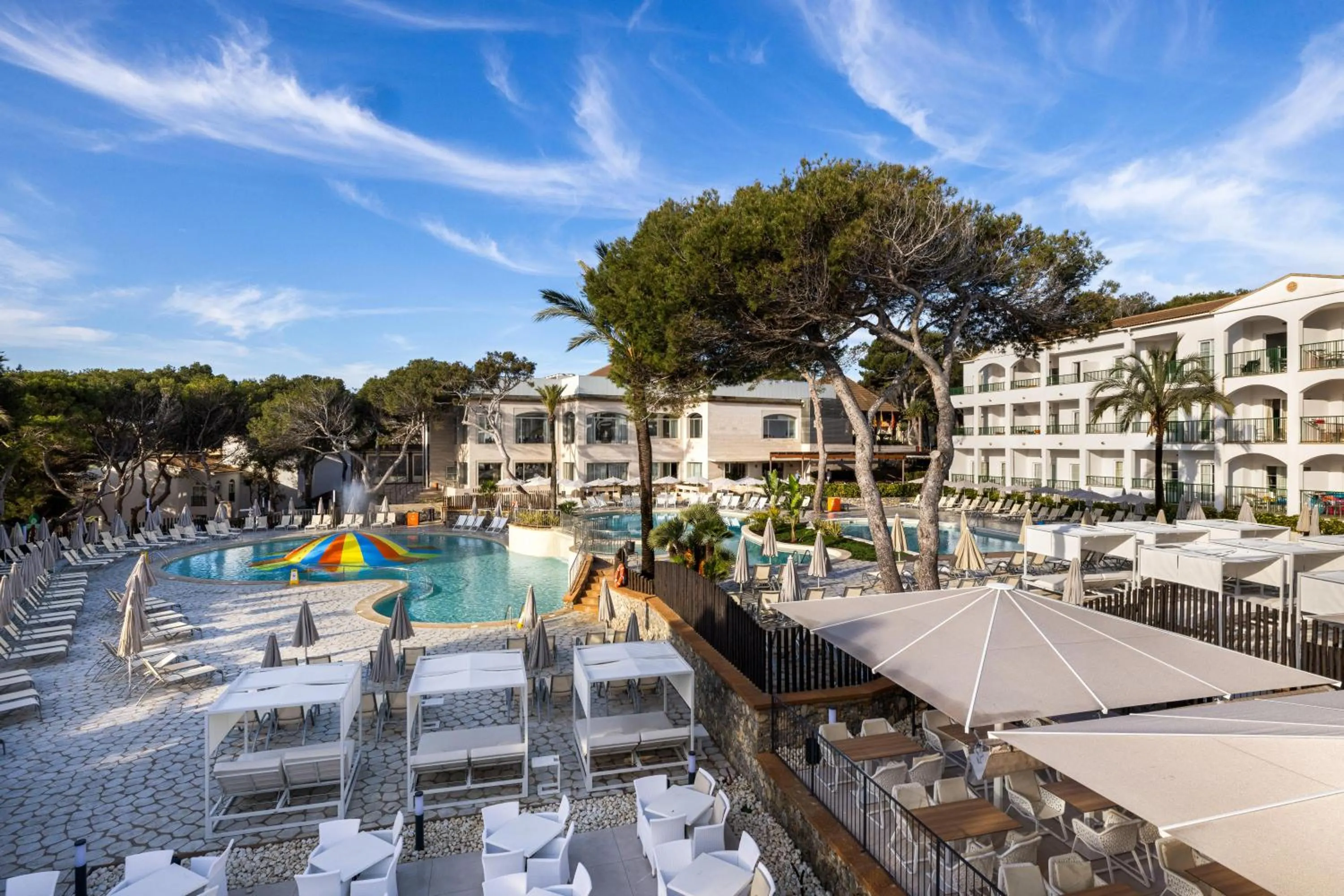 Lounge or bar in VIVA Cala Mesquida Resort & Spa