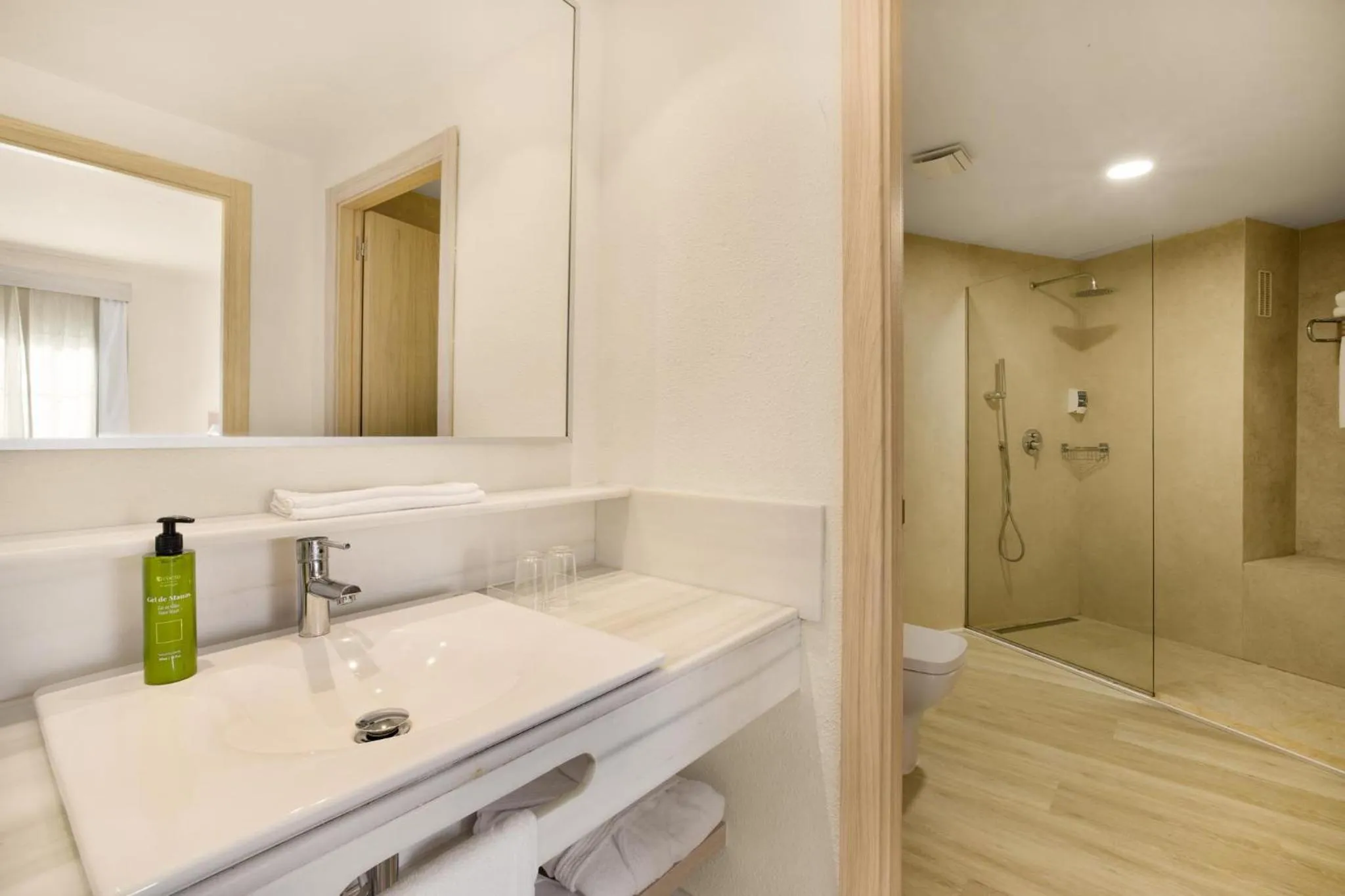 Bathroom in VIVA Cala Mesquida Resort & Spa