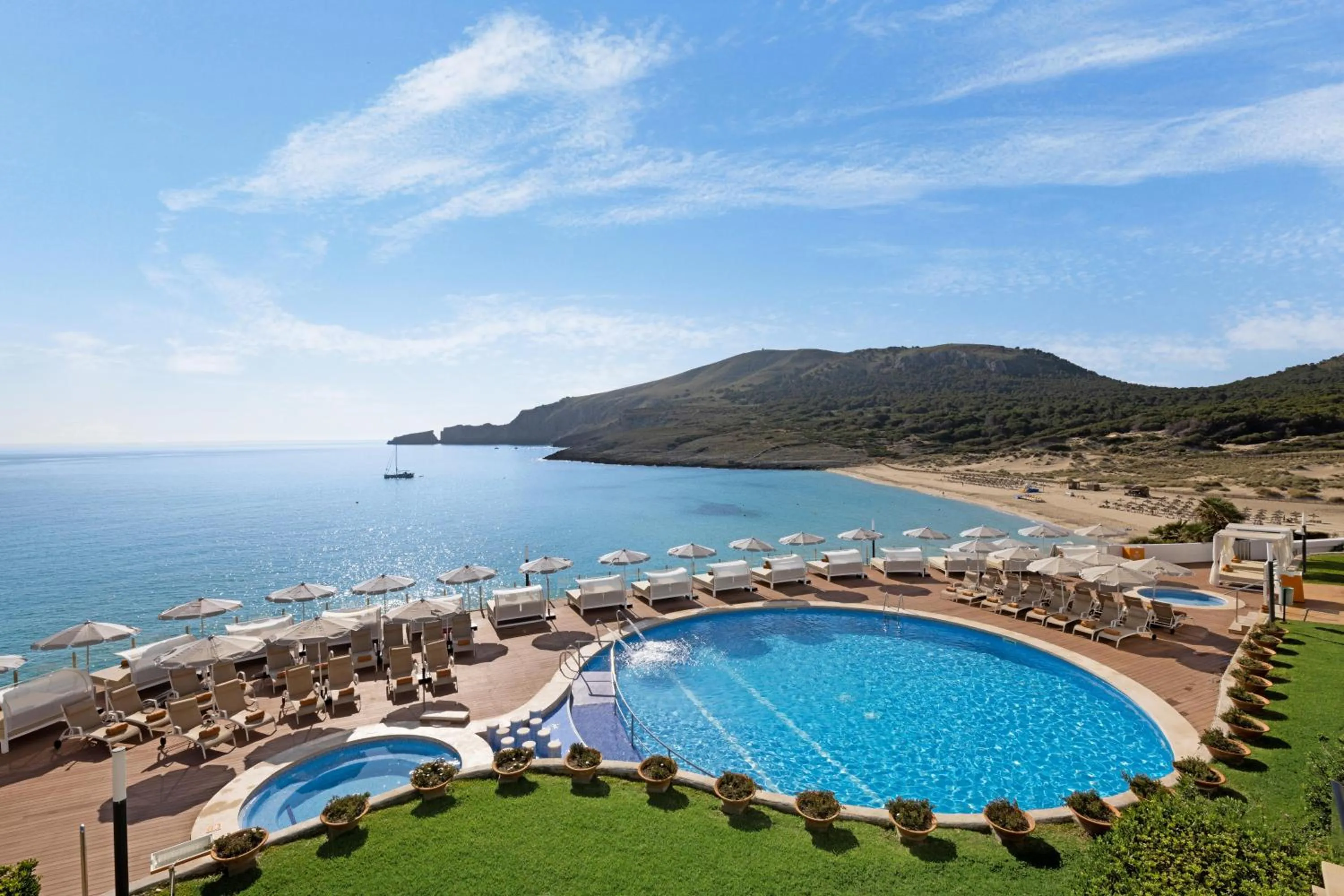 Swimming pool in VIVA Cala Mesquida Resort & Spa