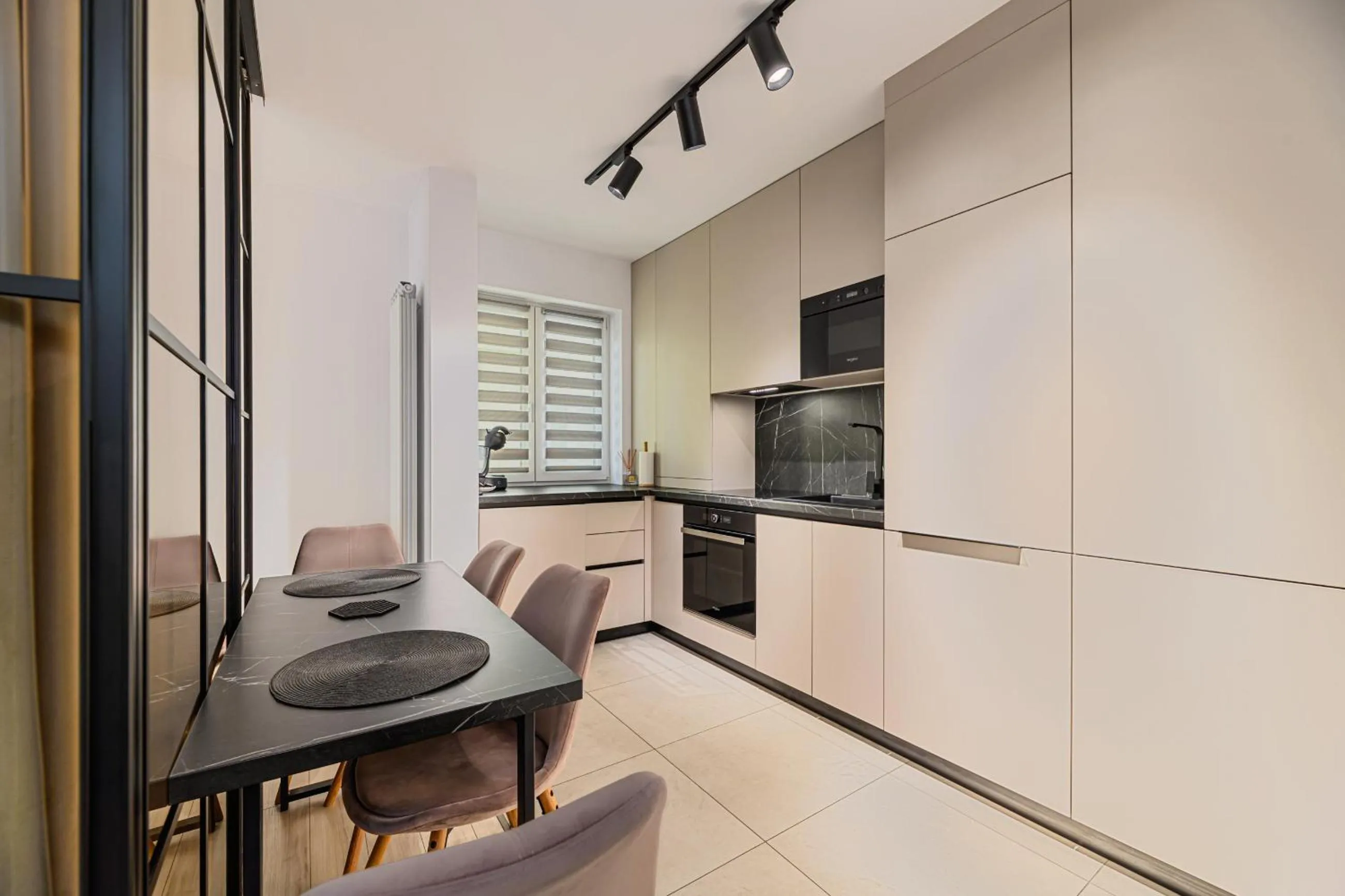 kitchen in MoHost Blue Moon Apartments