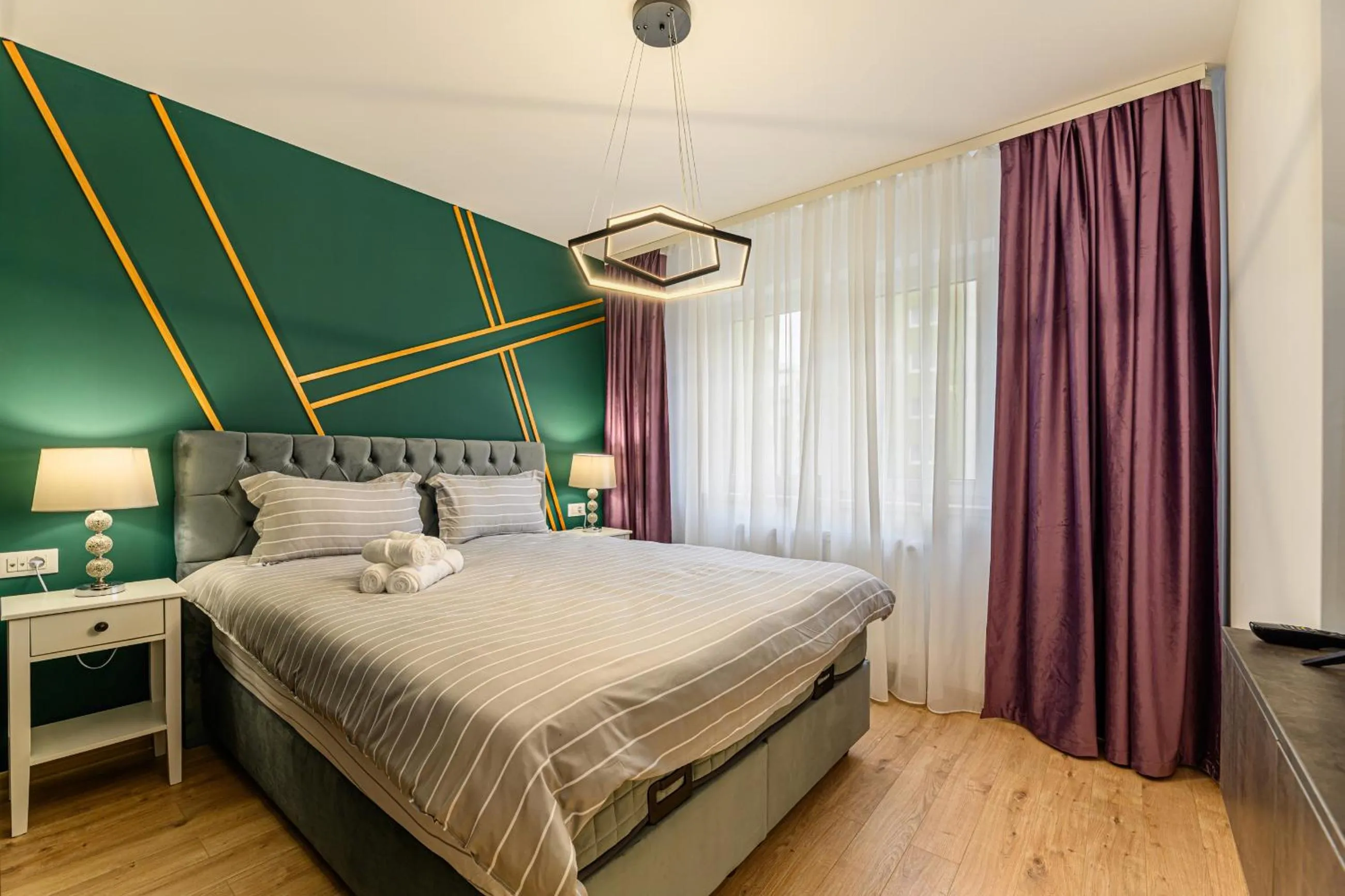 Bedroom, Bed in MoHost Blue Moon Apartments