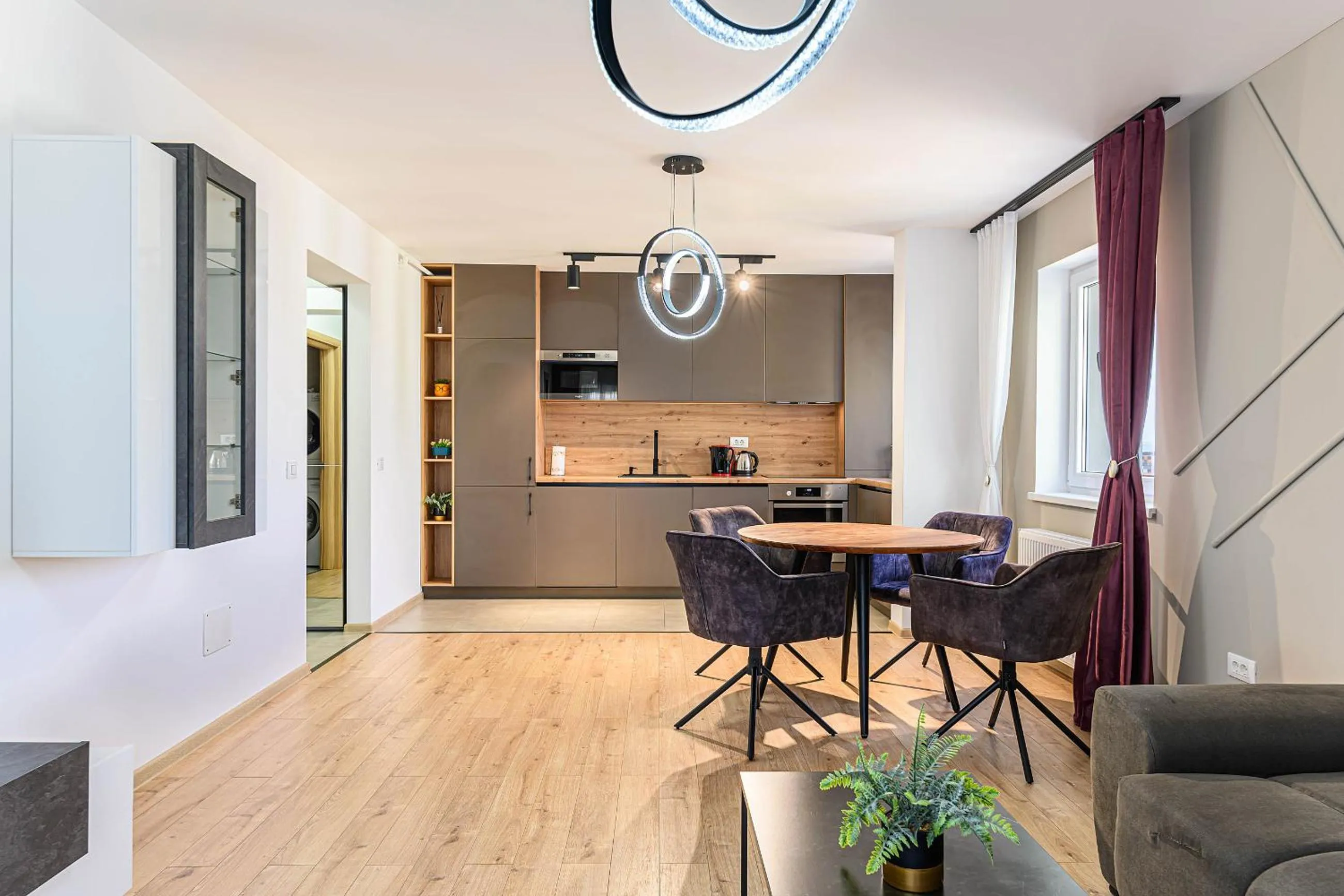 Kitchen or kitchenette in MoHost Blue Moon Apartments
